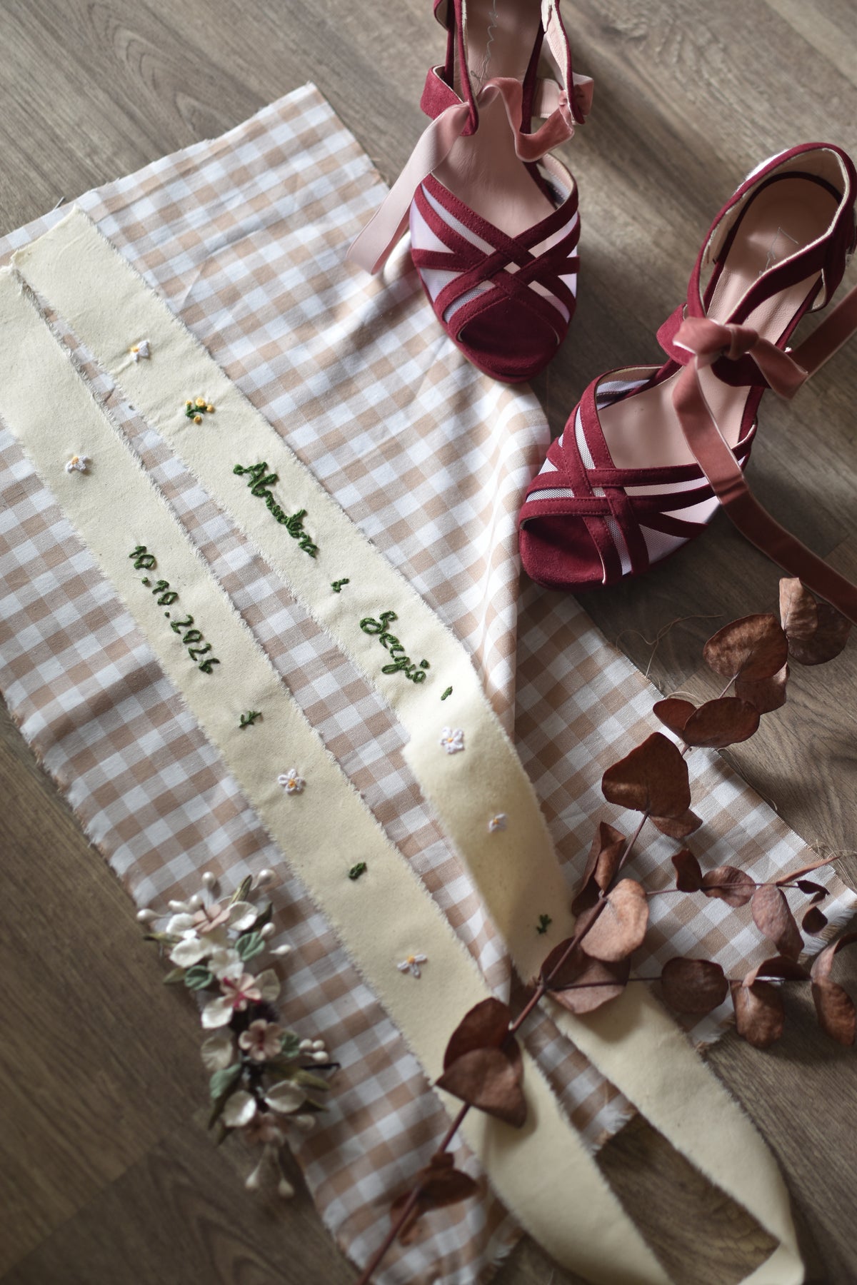 z.Velvet ribbon for bridal bouquet BOUGHT VILLA DARK