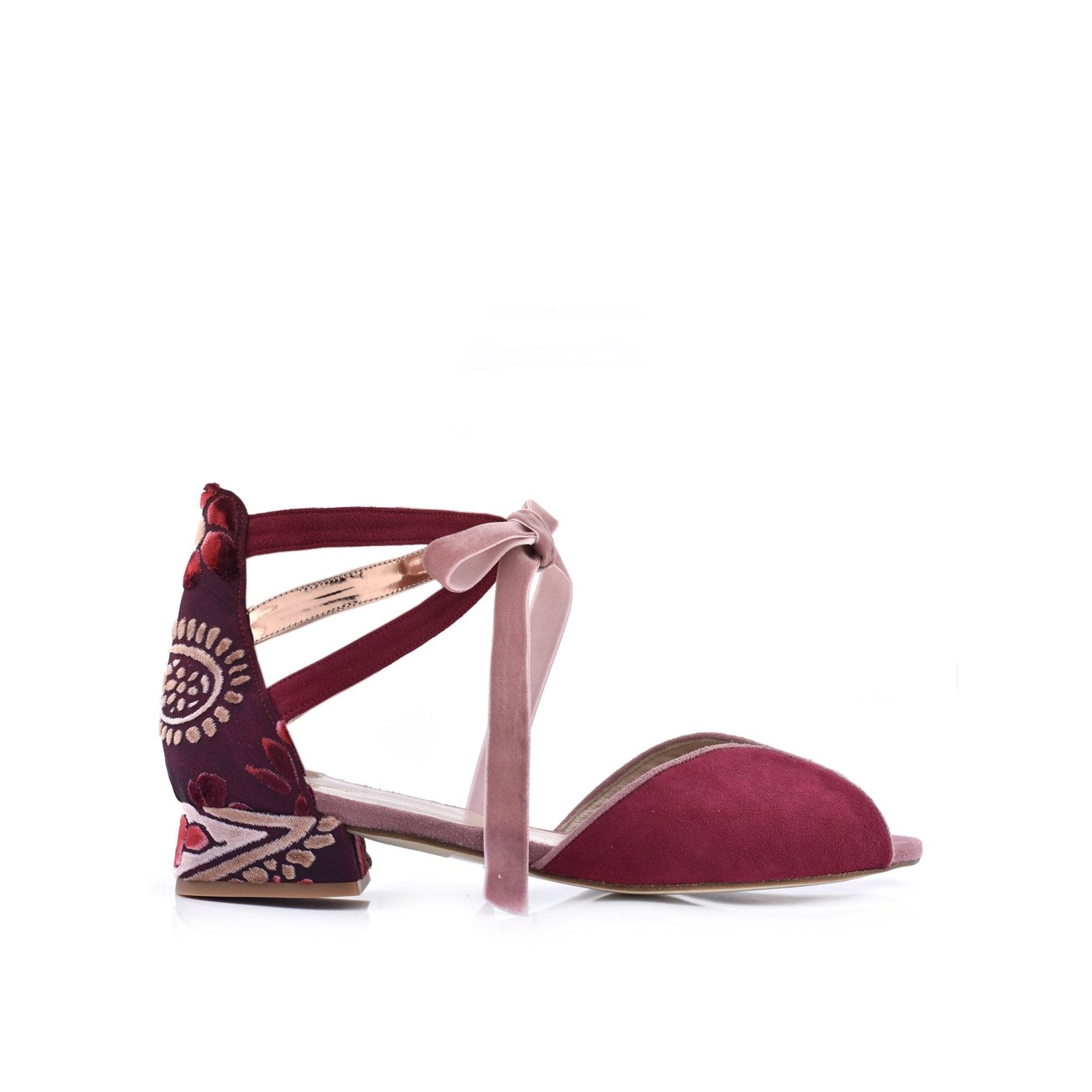 Ayla Burdeos Brocado Alto — Zapatos de novia Lomas Shoes