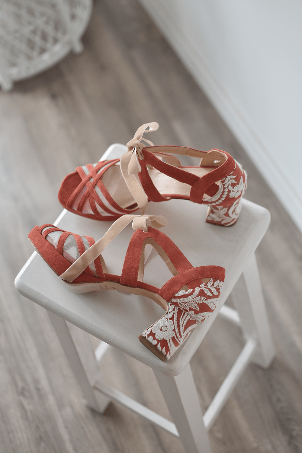 CIARA teja bordado blanco bordado Mary Reina 6 cm - zapatos_novia