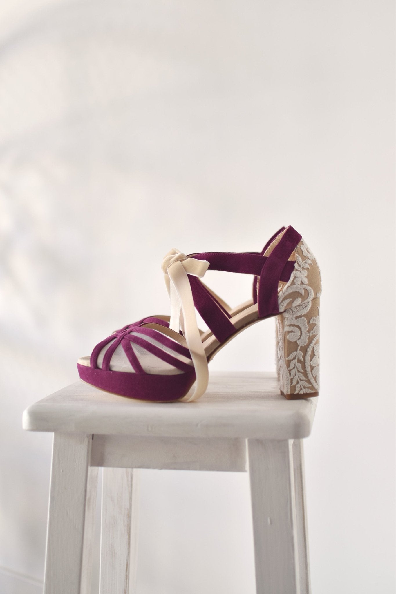 CIARA uva bordado YAUM 95 - zapatos_novia