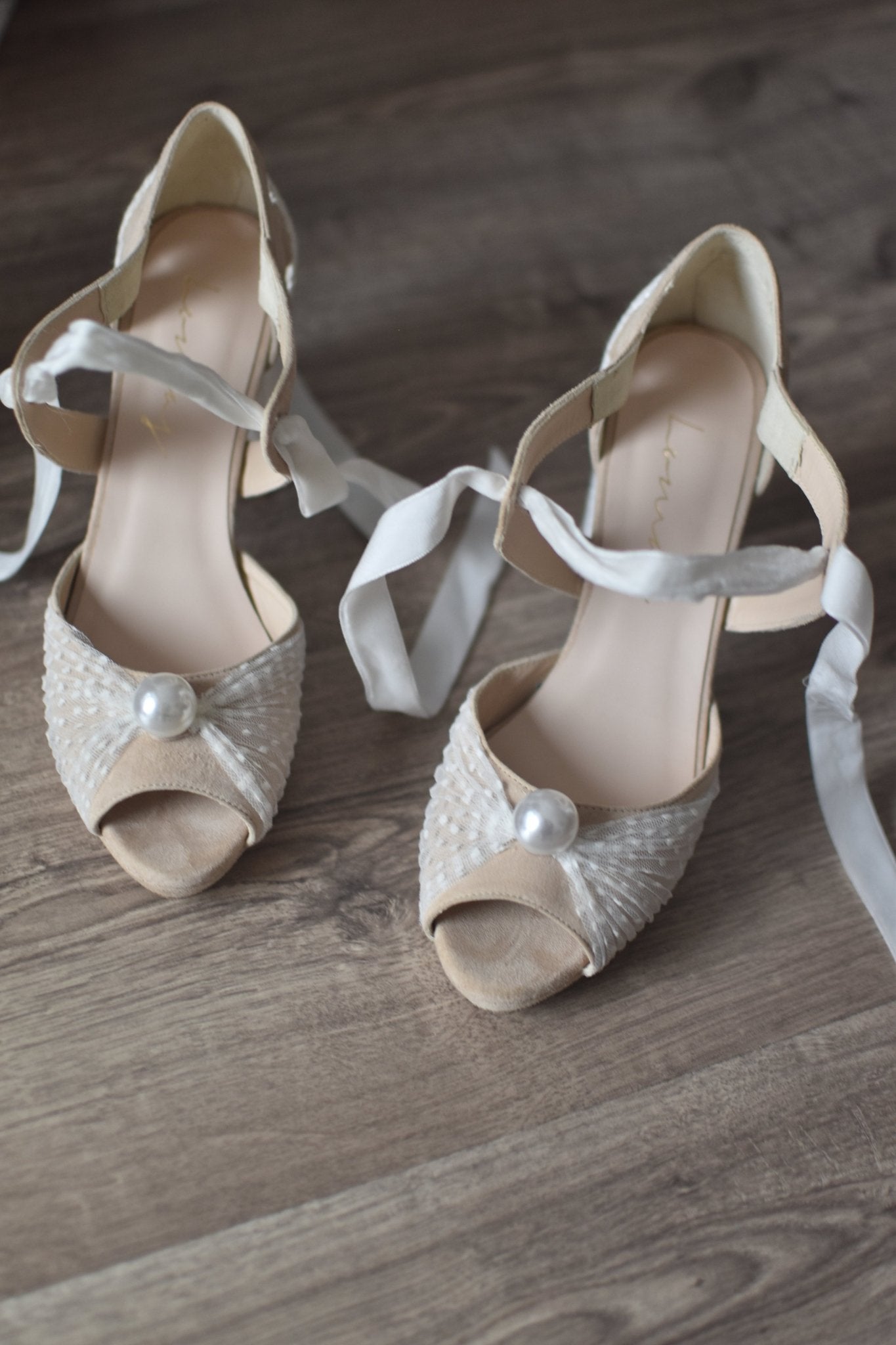 .EN STOCK ÁGNES beige rafia perla Talla 38 - zapatos_novia