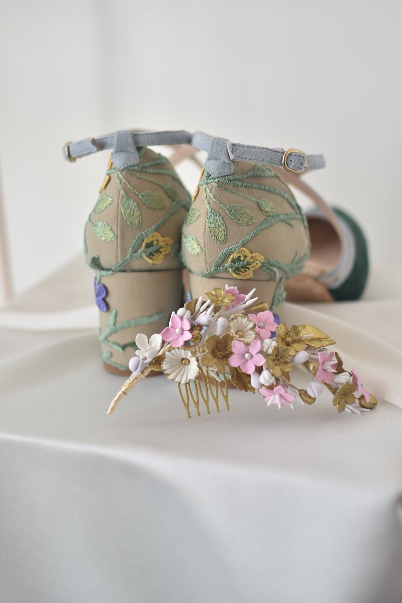 EN STOCK Tocado porcelana novia rosa - zapatos_novia