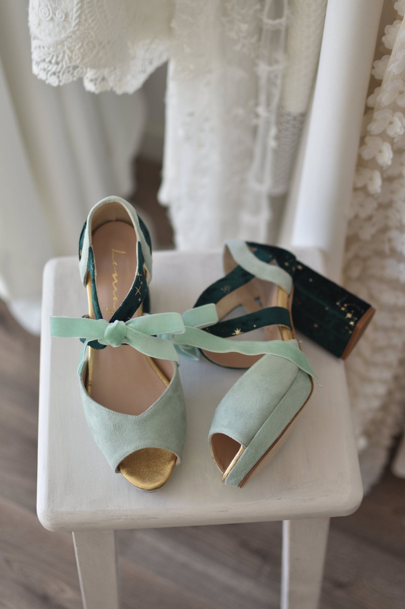 HERA abierto mint y verde constelación 85 - zapatos_novia