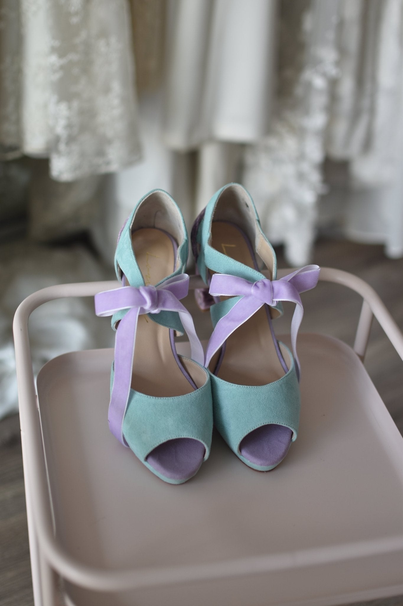 HERA aqua y lavanda velvet Constelación midi - zapatos_novia