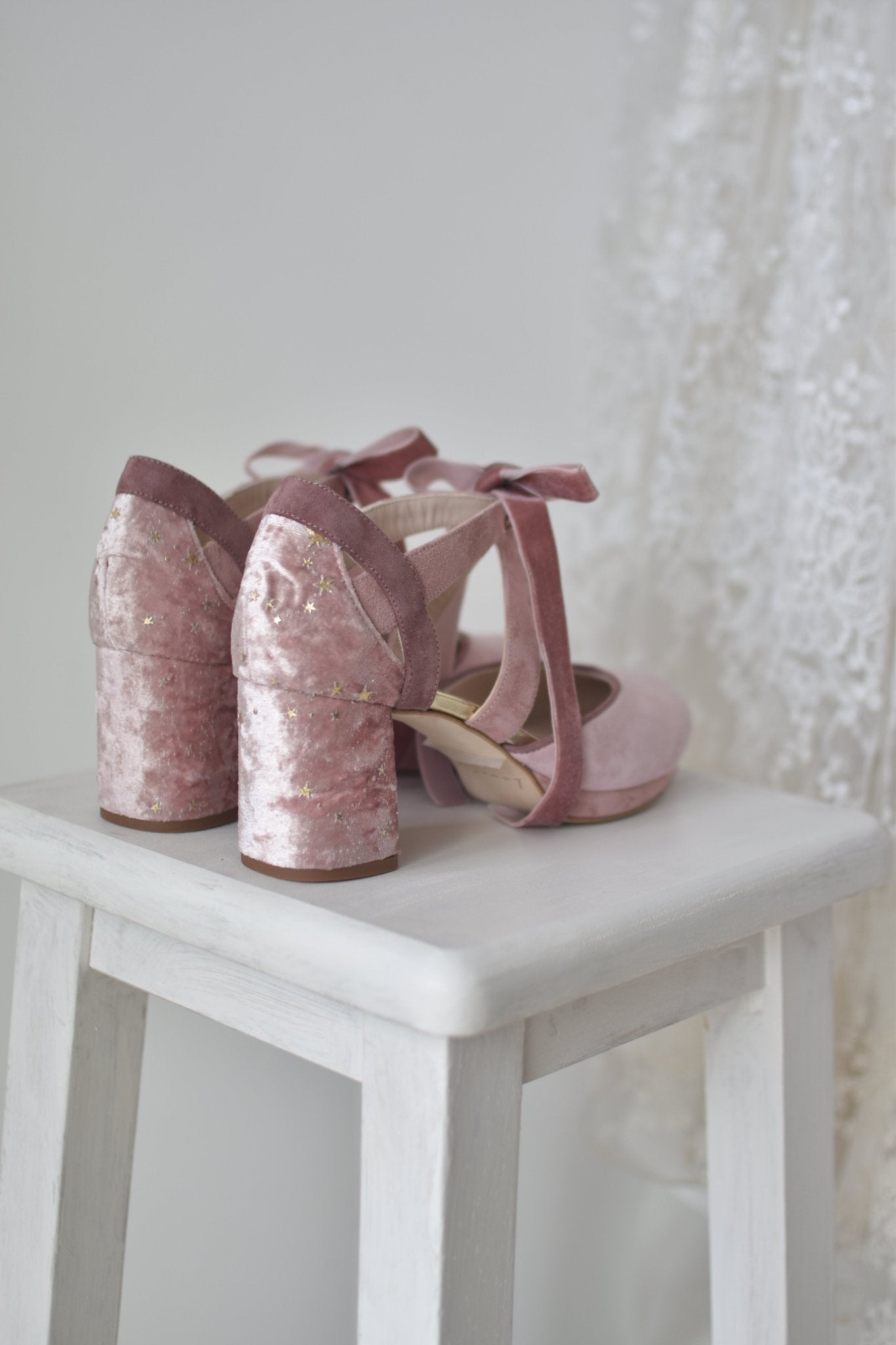 HERA cerrado rosa claro constelación petit - zapatos_novia