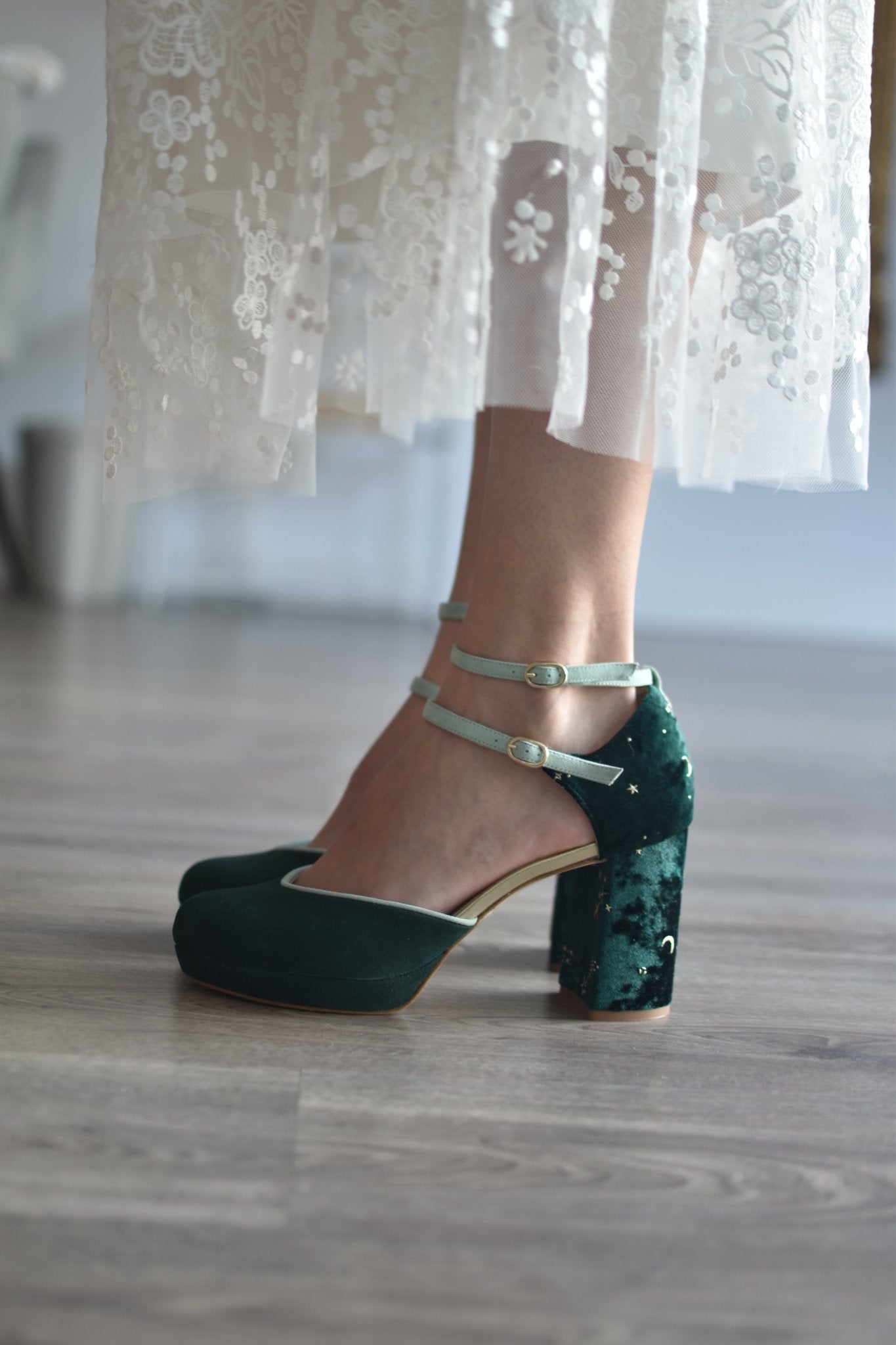 HIBISCO cerrado verde bosque Constelación 85 - zapatos_novia