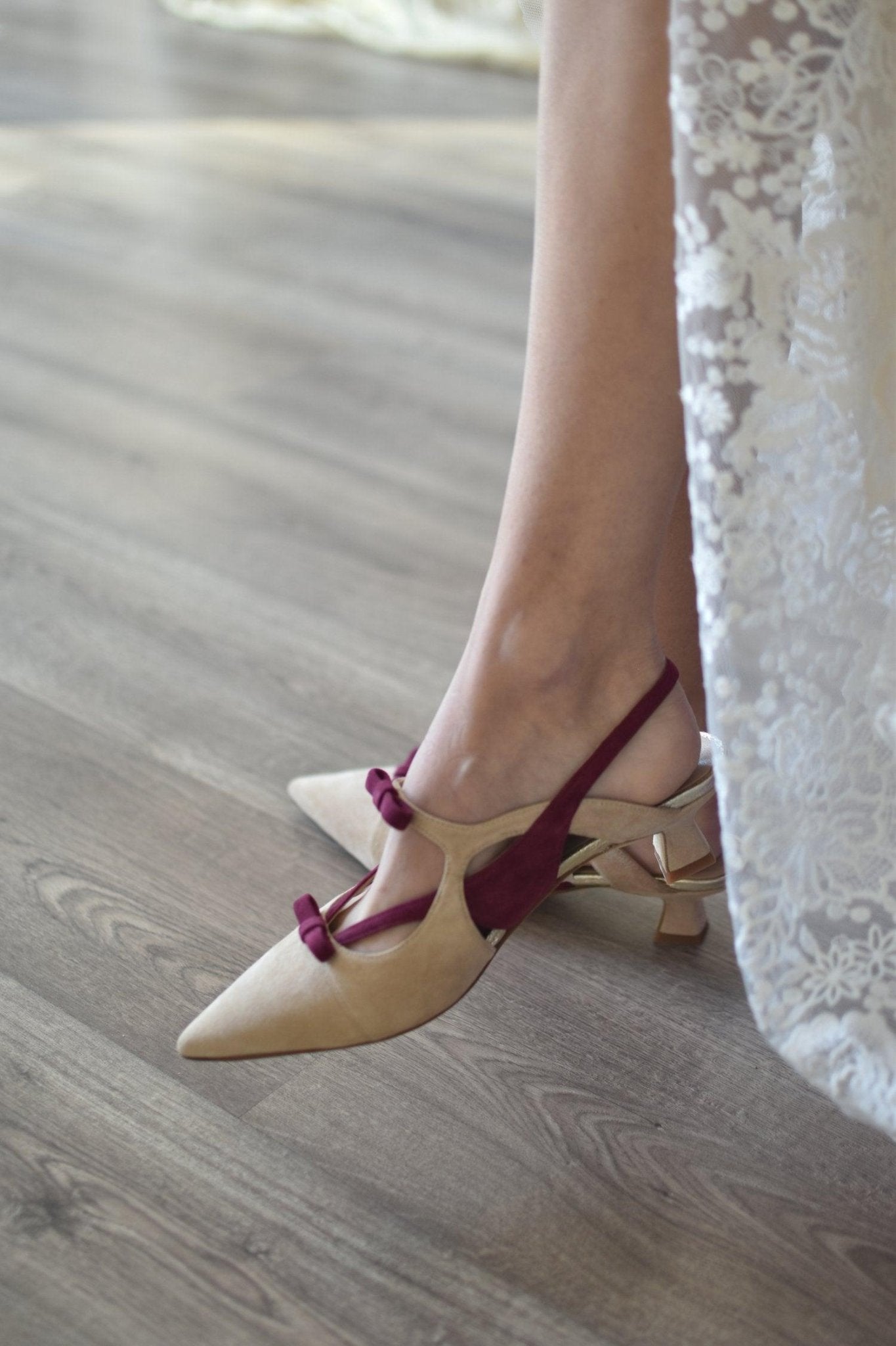 LOLA - Emalina natural y burdeos tacón 3cm - zapatos_novia