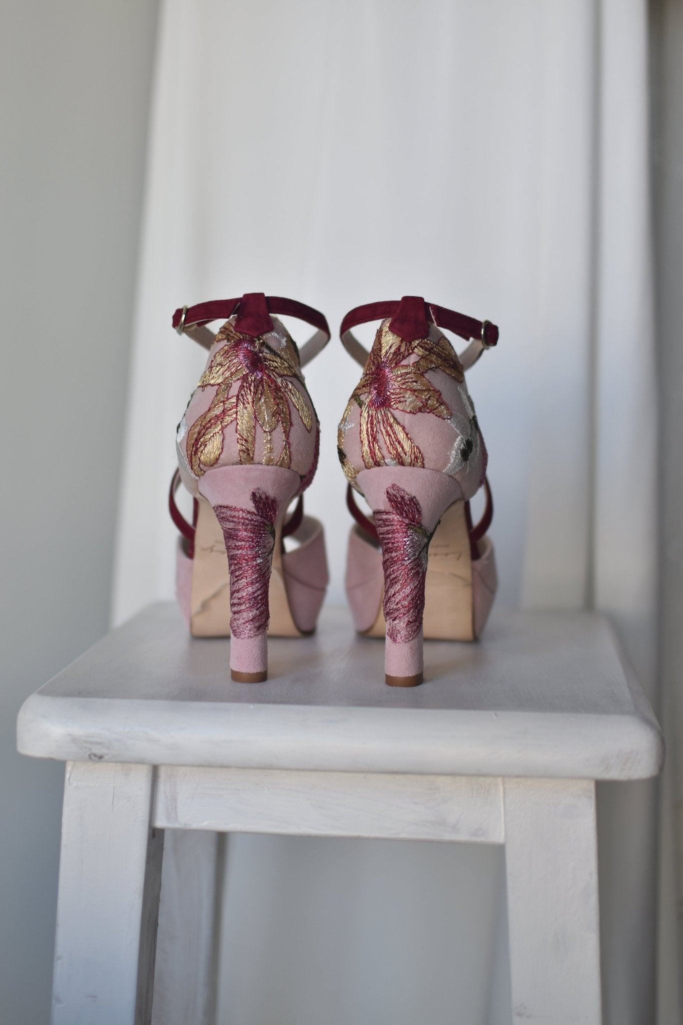 ROSALÍA abierto rosa bordado rojo Filipinas 95 - zapatos_novia