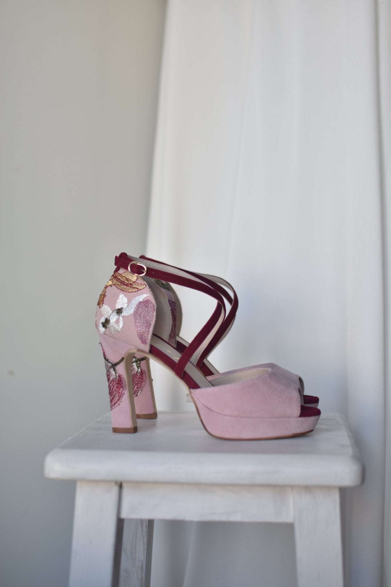 ROSALÍA abierto rosa bordado rojo Filipinas 95 - zapatos_novia