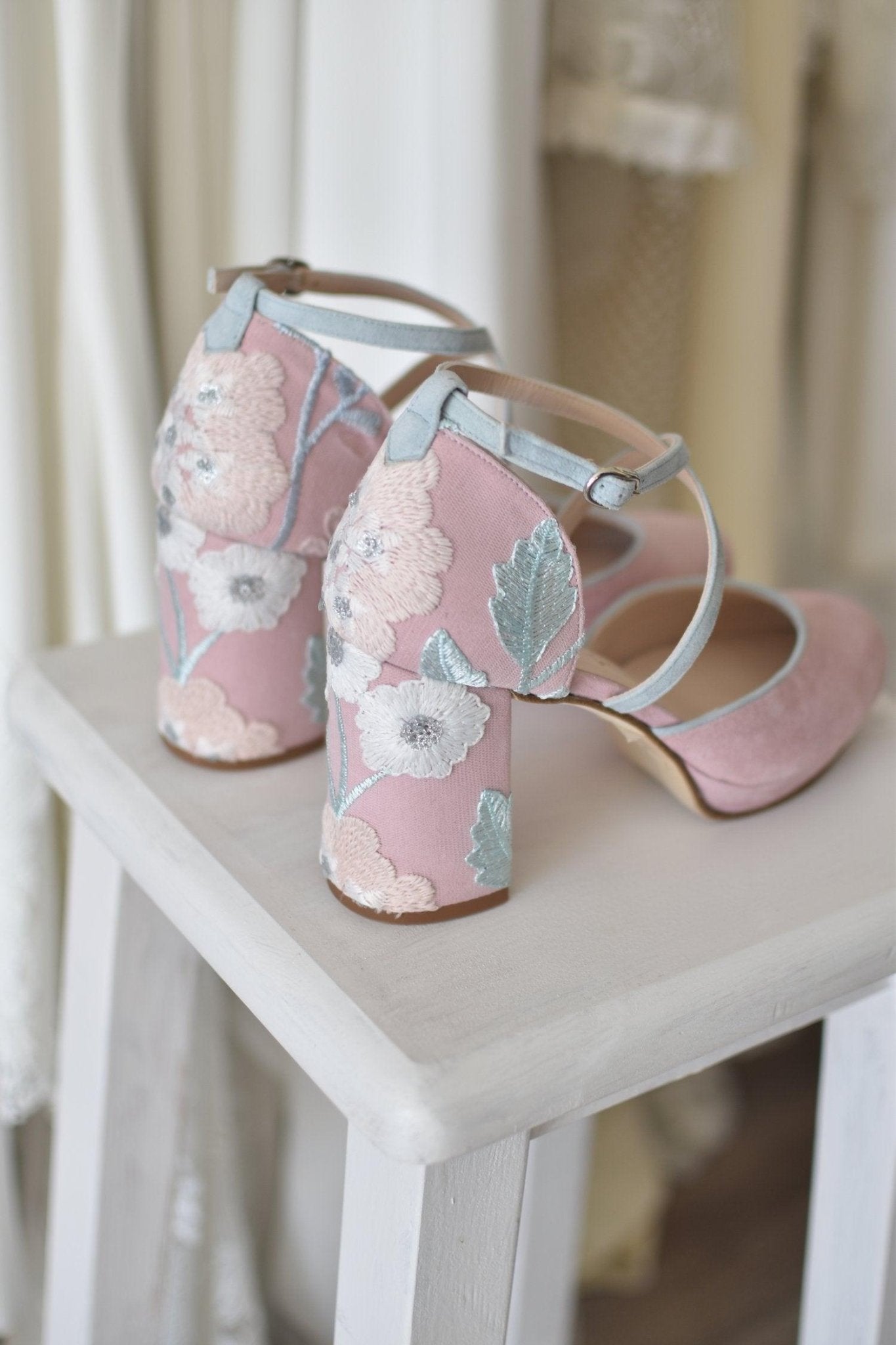 Rosalía cerrado pink bordado Imarika tacón 8.5cm - zapatos_novia