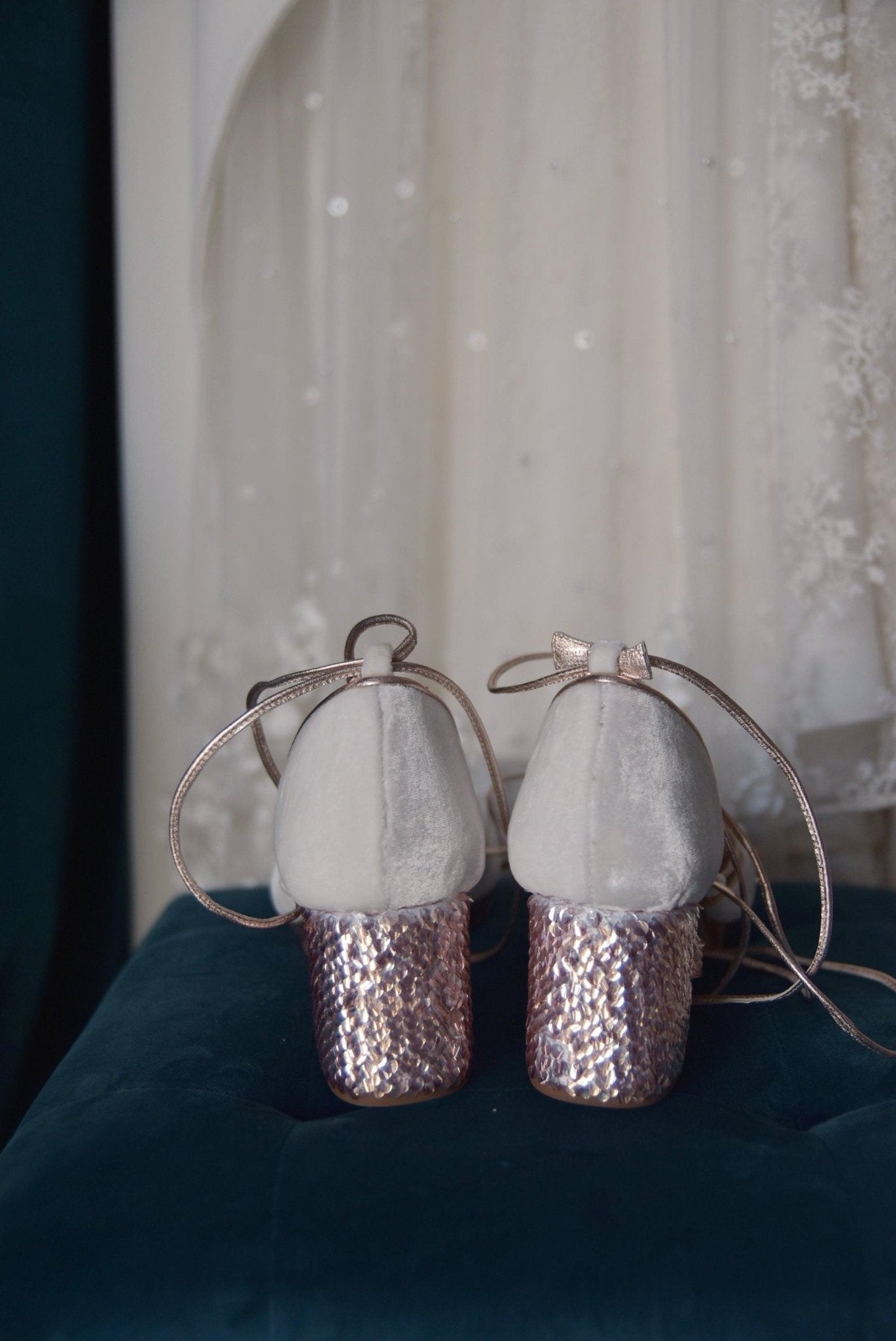 DAHUD white velvet lentejuelas mini - zapatos_novia