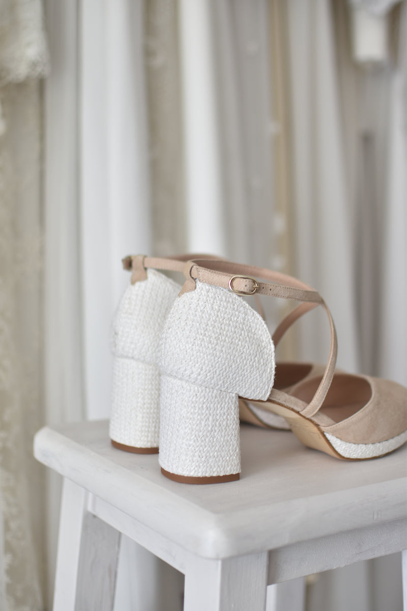 Rosalía open beige and raffia heel 7cm