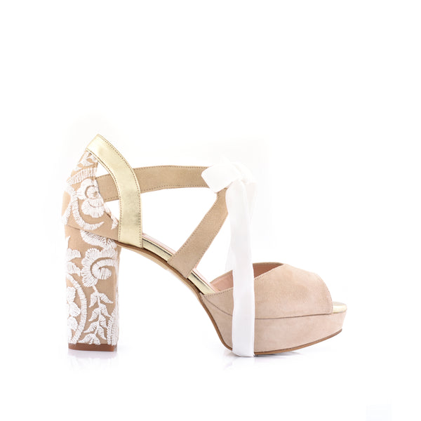 Hera open beige embroidered YAUM heel 9.5cm