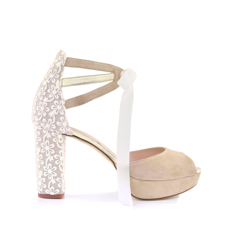 Sandalias de novia beige