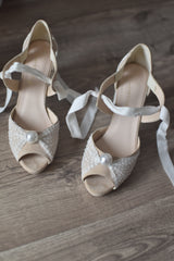 .EN STOCK ÁGNES beige rafia perla Talla 38