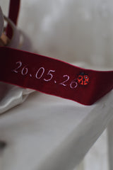 Cinta de terciopelo novia fecha y mariquita