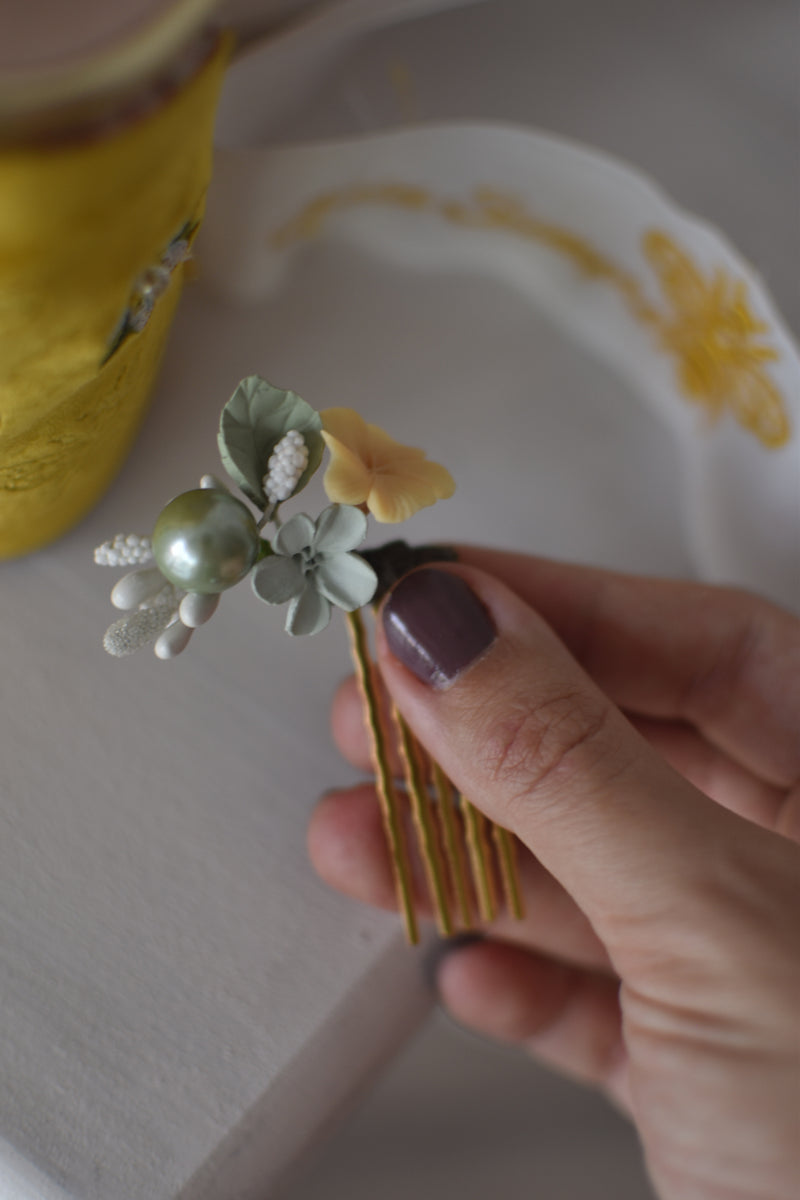 Tocado mini horquilla Jardín mostaza