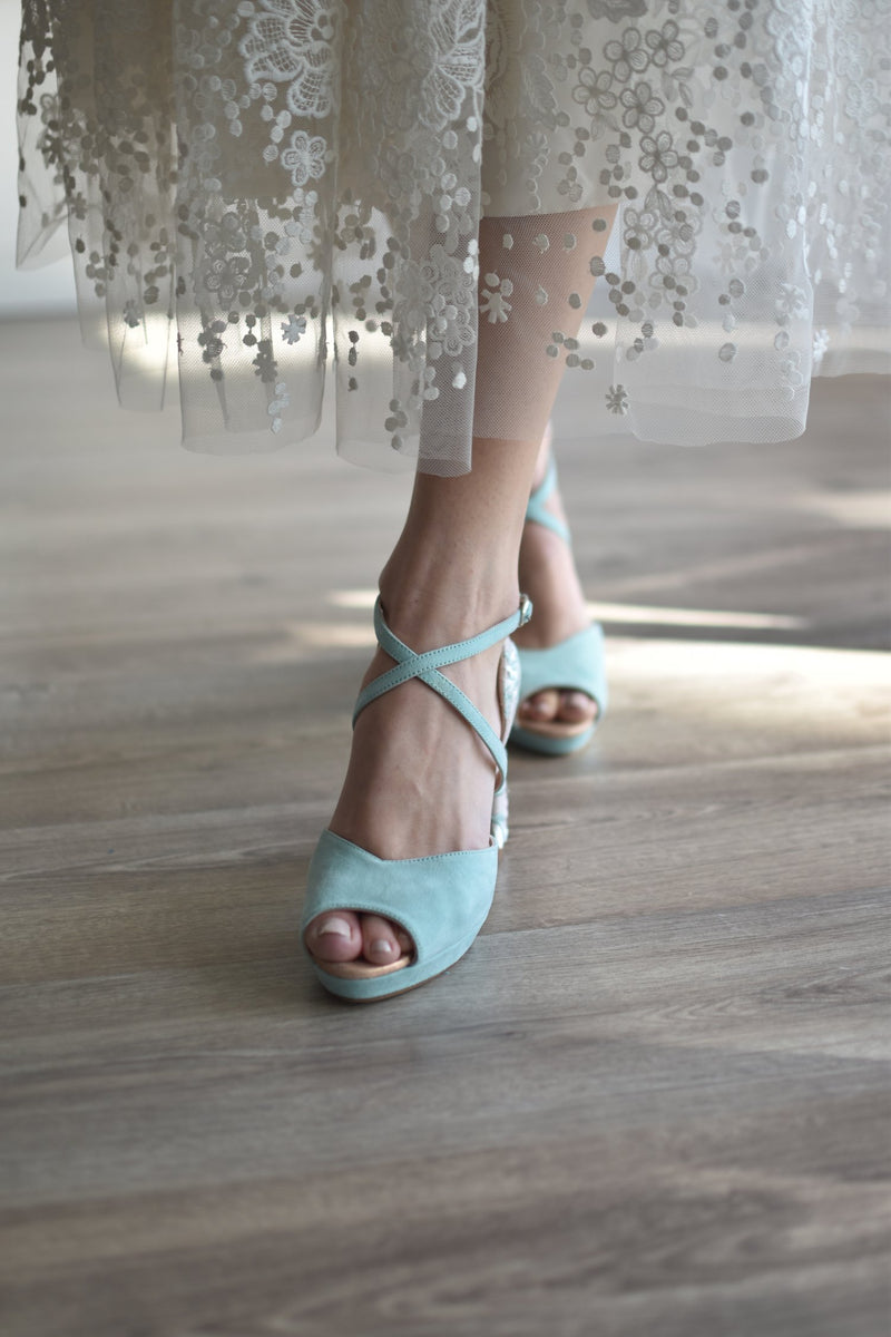 Rosalía open mint embroidered Anais heel 8.5cm