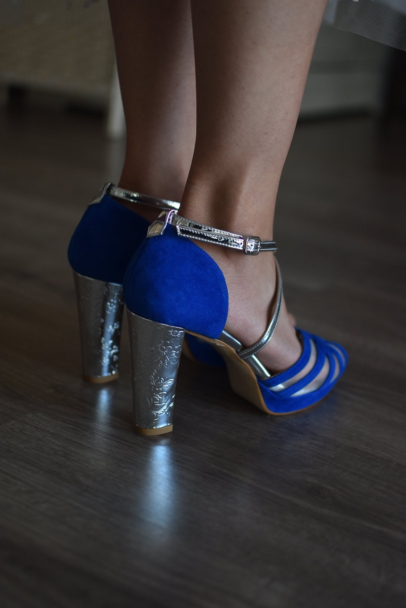 ANTONELLA azul carrie espejo plata 10 - zapatos_novia