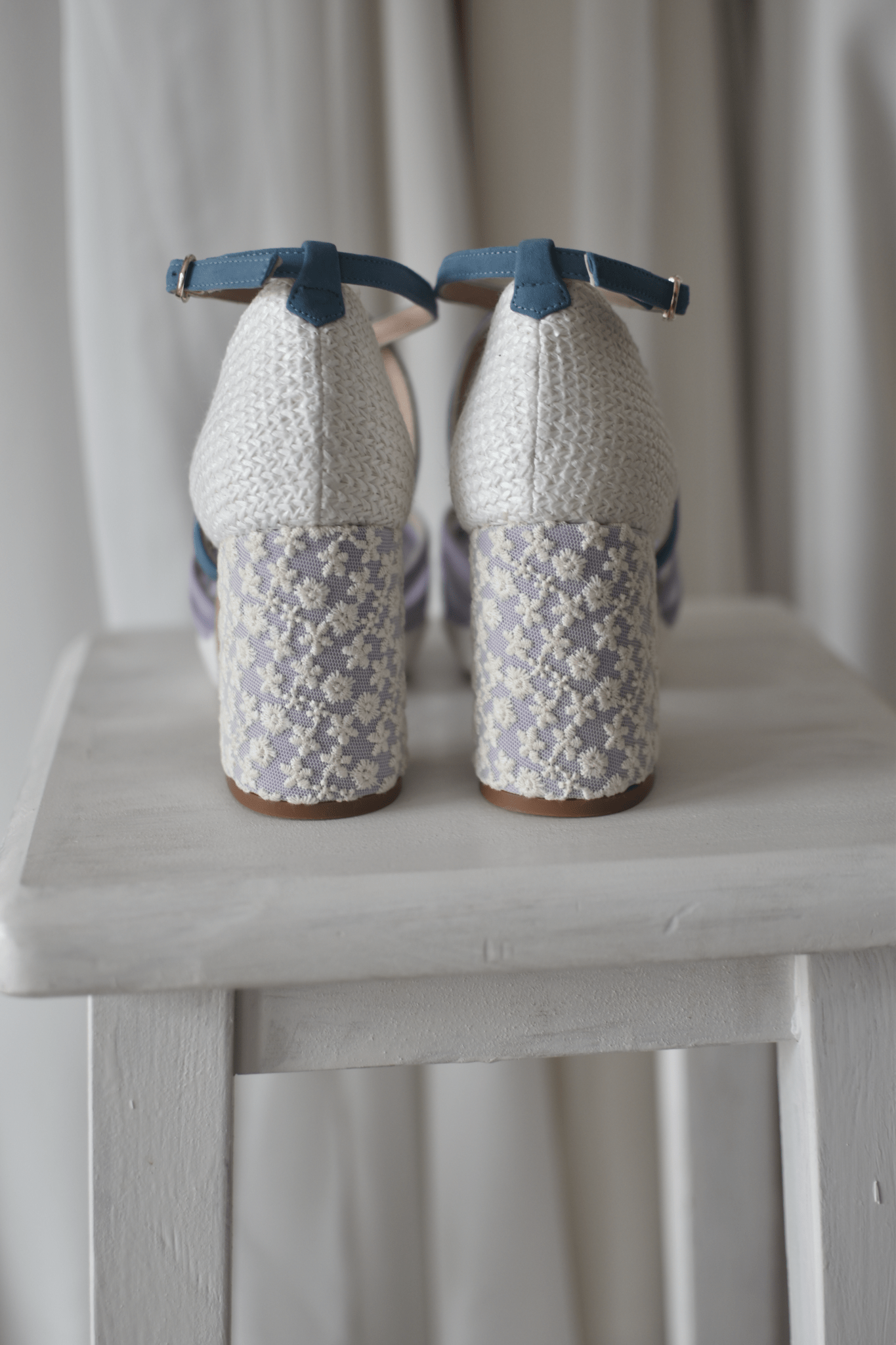 ANTONELLA lavanda azul marion nuevo y rafia 85 - zapatos_novia
