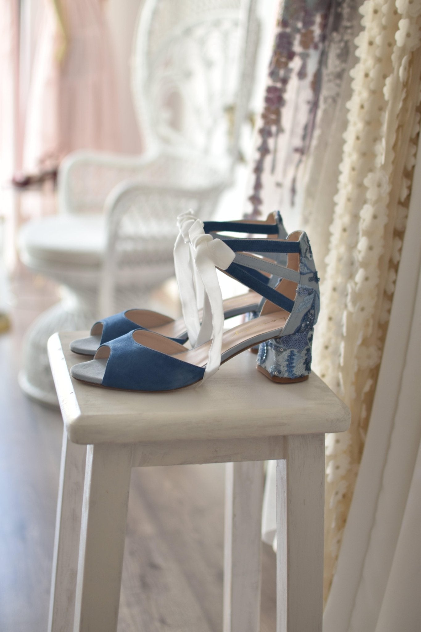 AYLA azul riverside bordad Grafito azul mini 55 - zapatos_novia