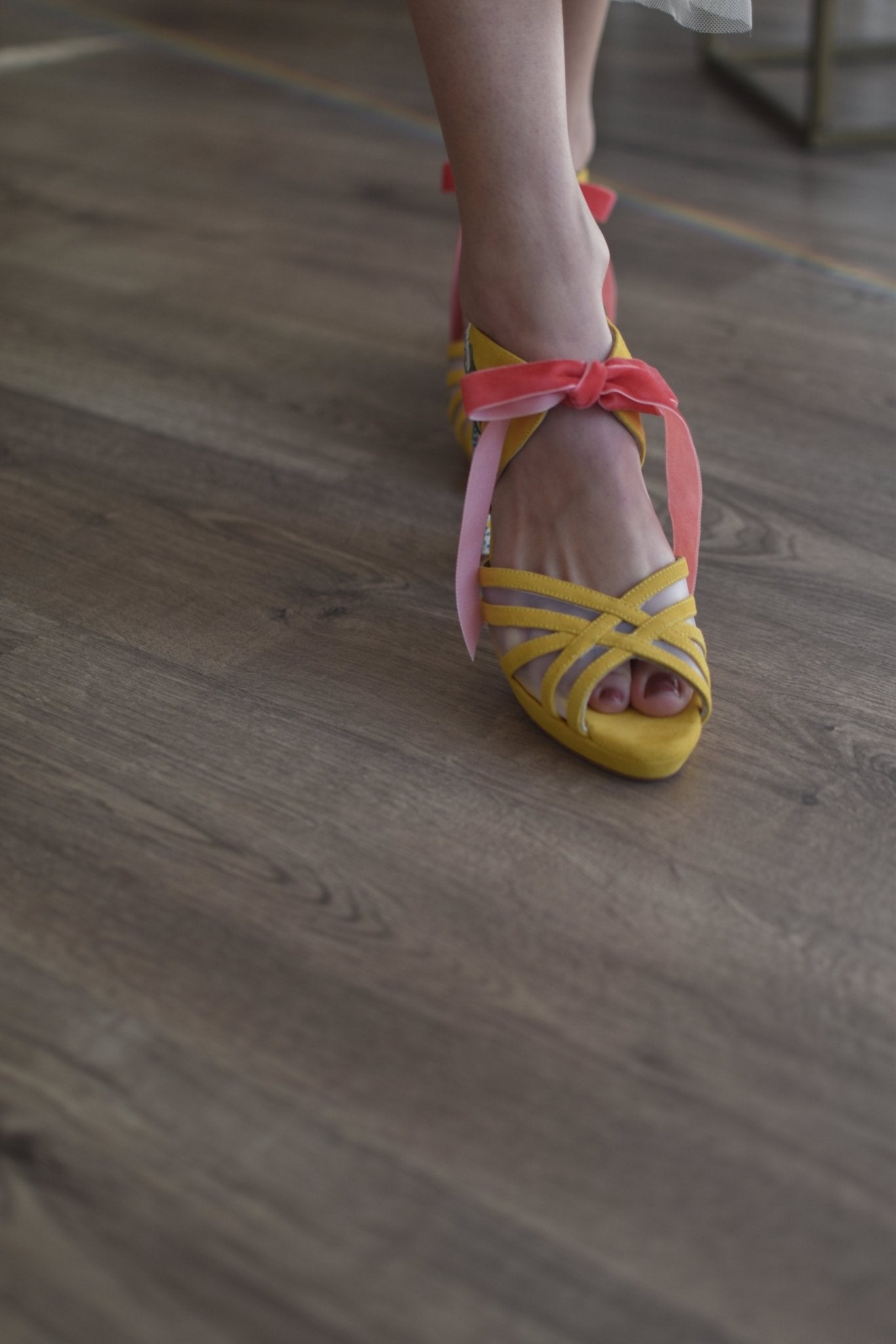 CIARA mostaza Y KAKI May red 85 - zapatos_novia