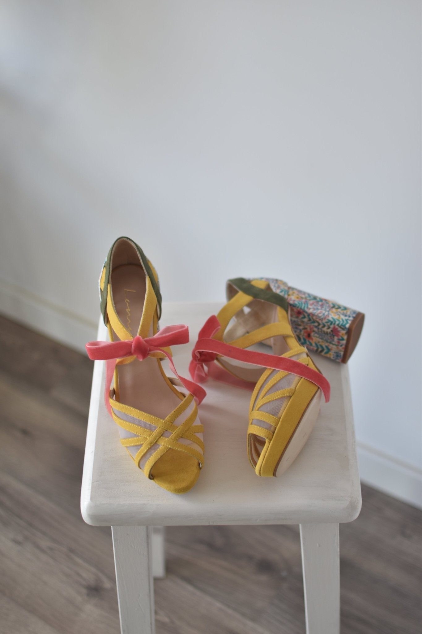 CIARA mostaza Y KAKI May red 85 - zapatos_novia