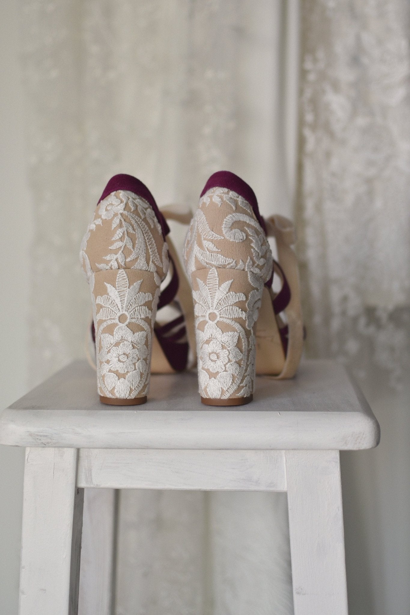 CIARA uva bordado YAUM 95 - zapatos_novia