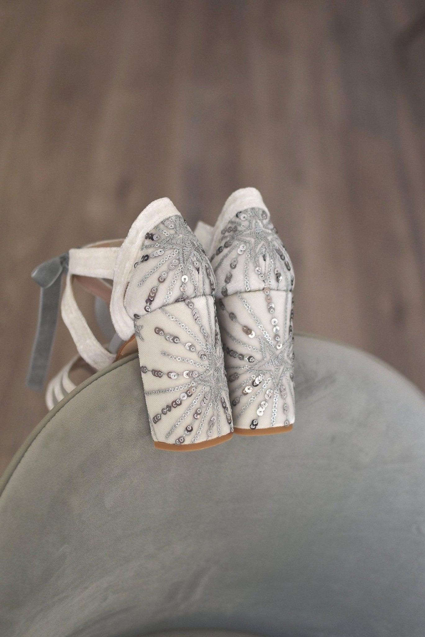 CIARA white silver velvet Ceres 10 - zapatos_novia