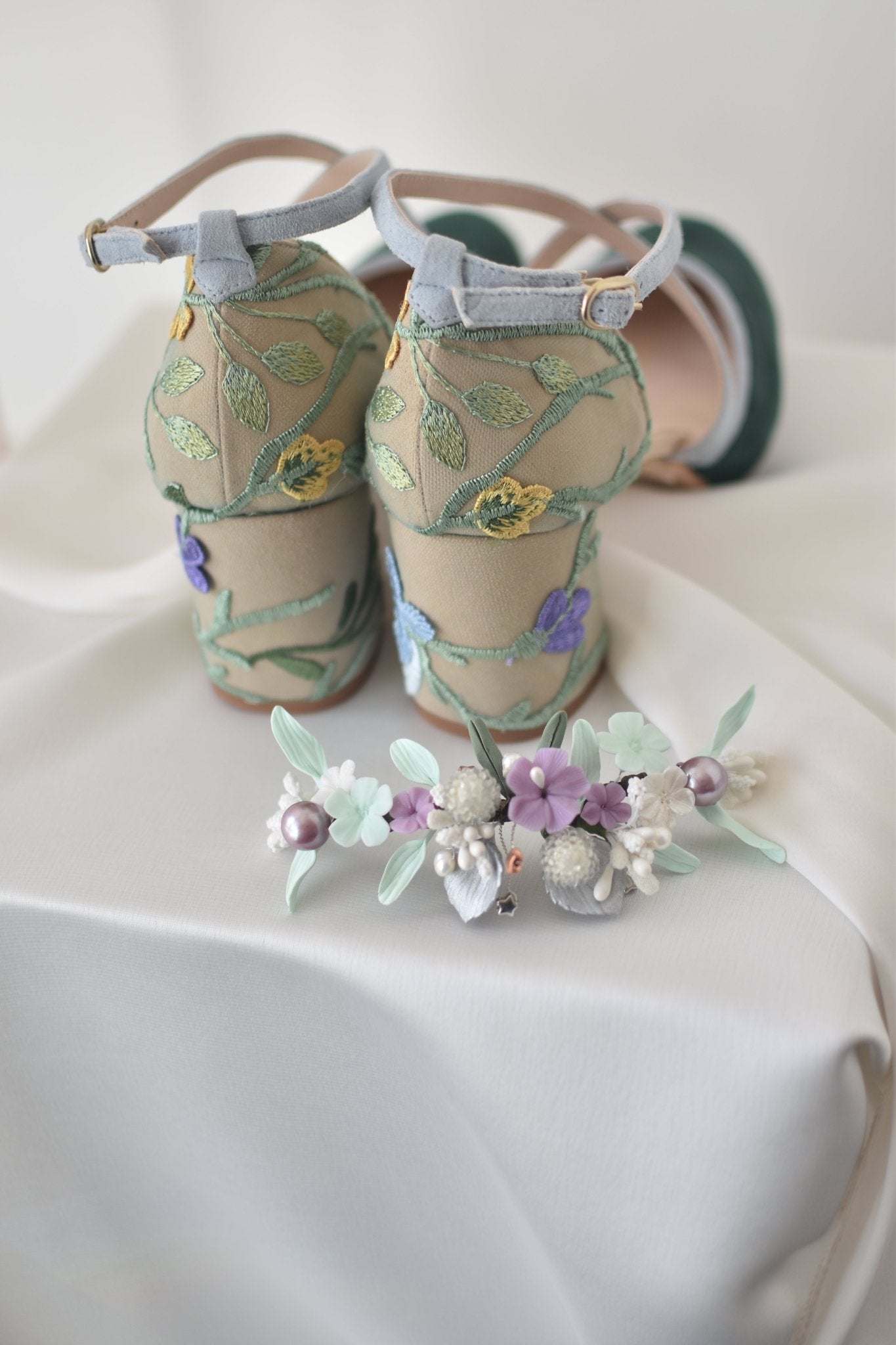 EN STOCK Tocado porcelana novia lavanda - zapatos_novia
