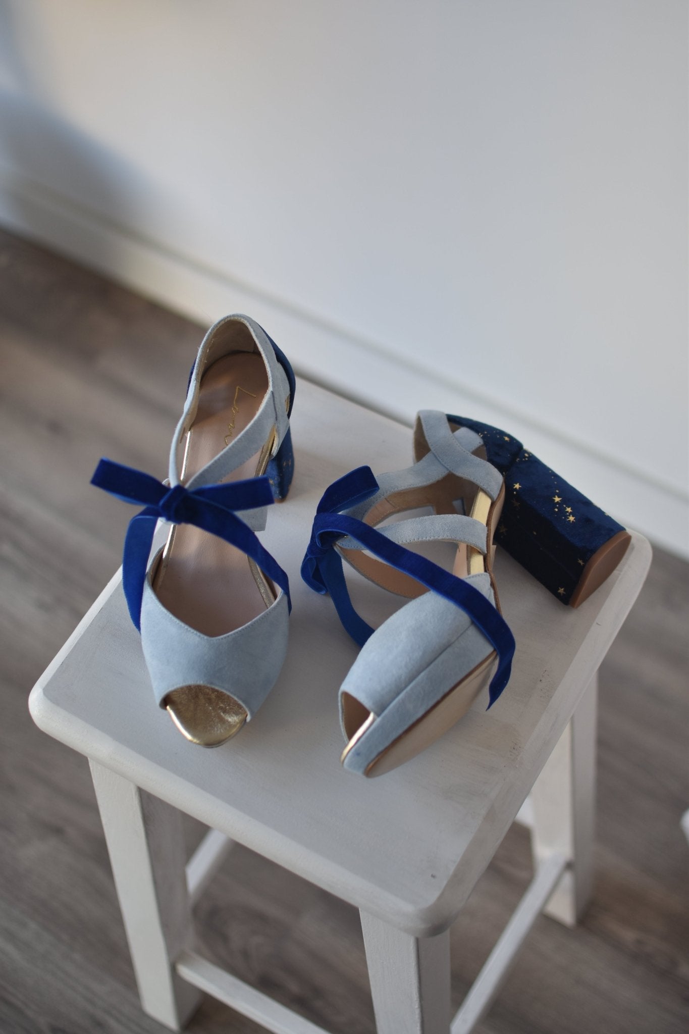 HERA abierto celeste constelación 85 - zapatos_novia