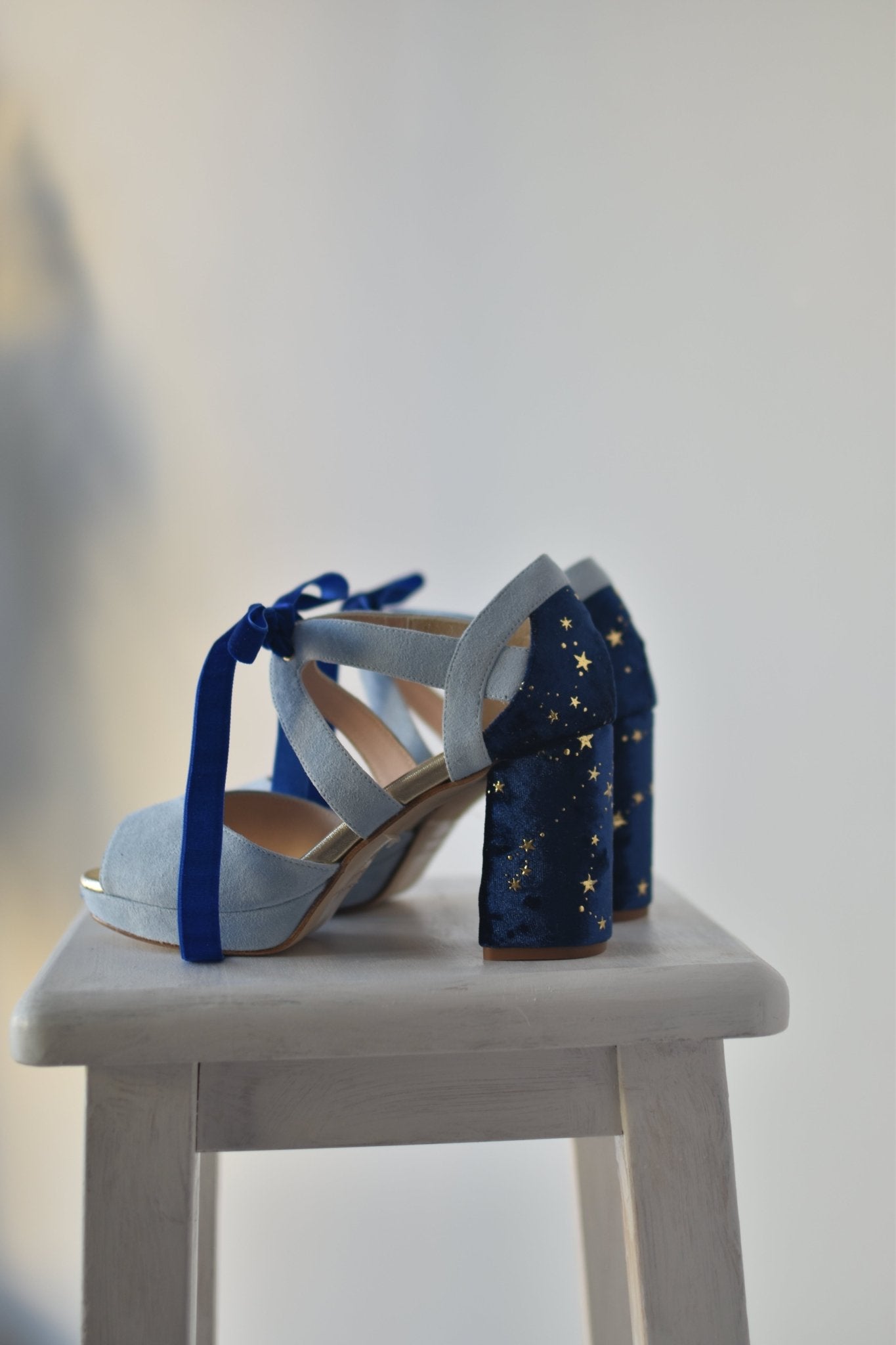 HERA abierto celeste constelación 85 - zapatos_novia