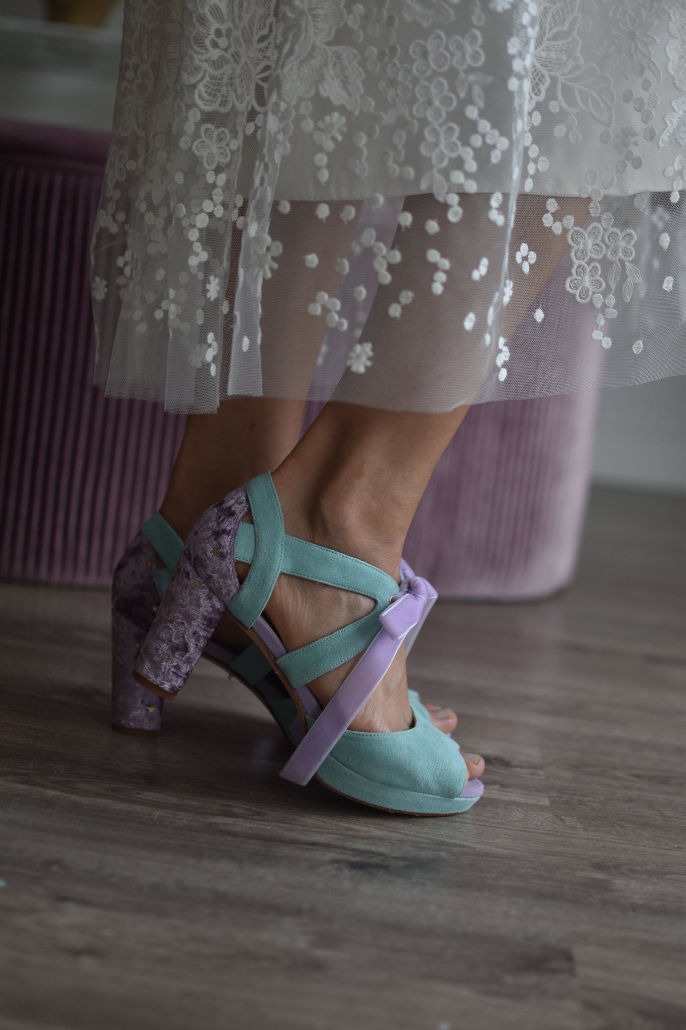 HERA aqua y lavanda velvet Constelación midi - zapatos_novia