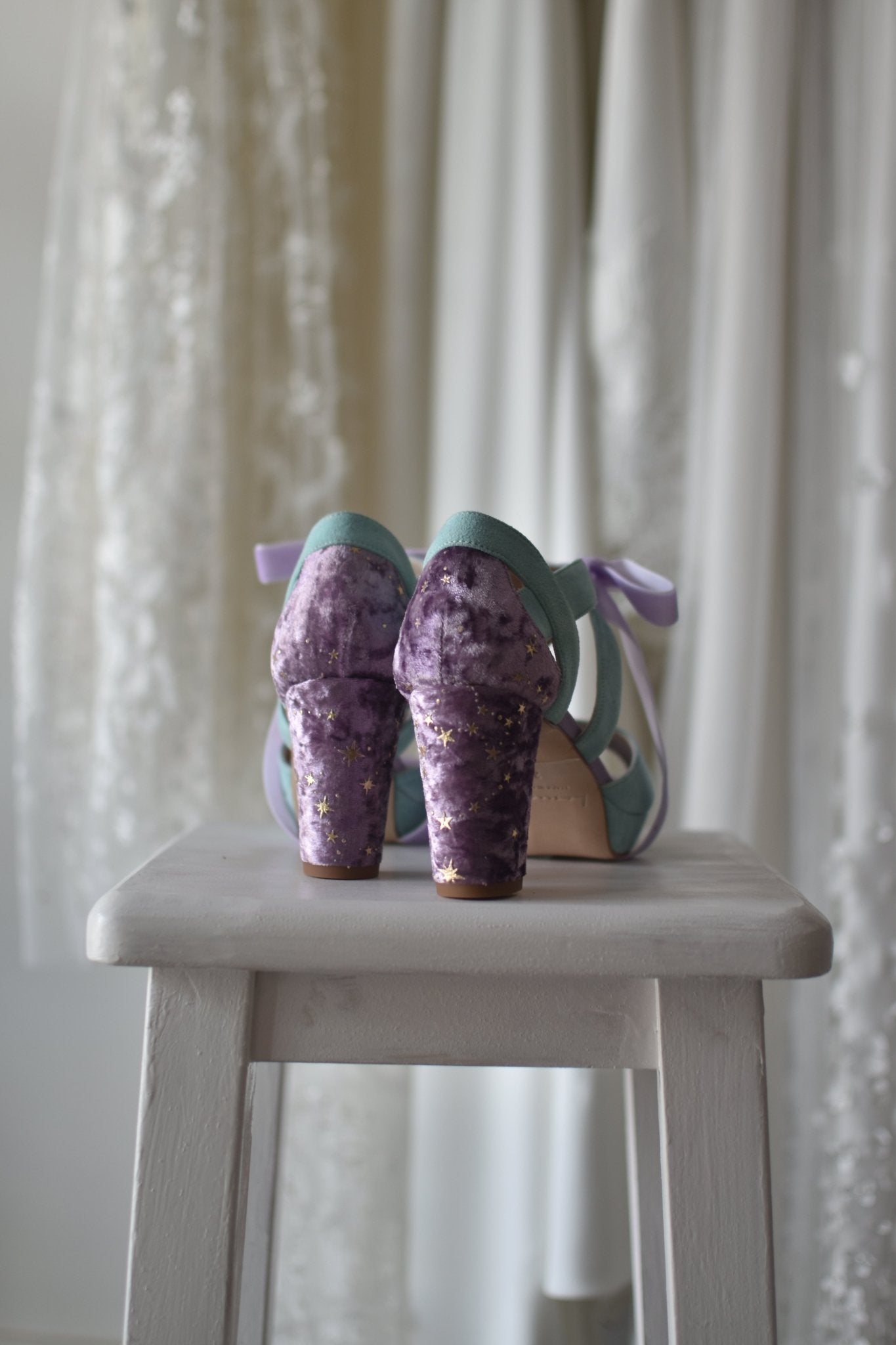 HERA aqua y lavanda velvet Constelación midi - zapatos_novia