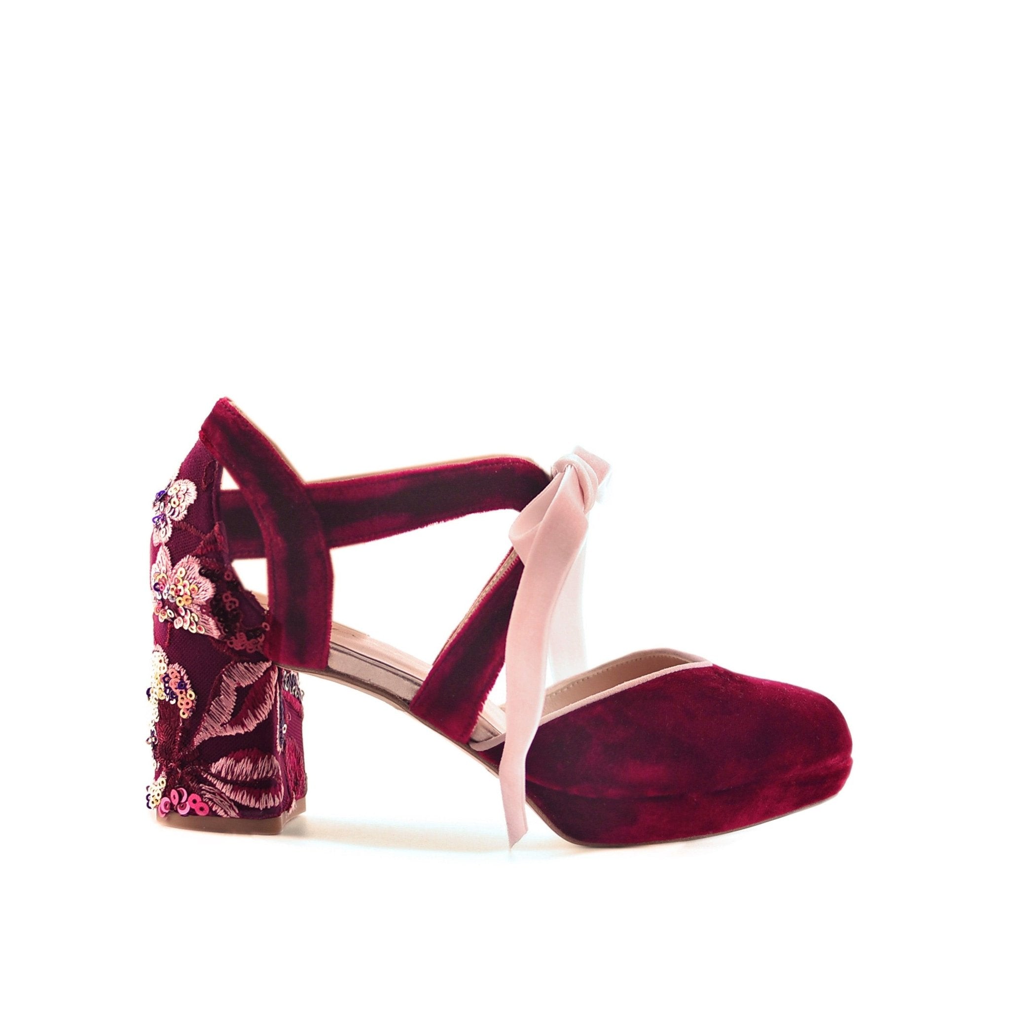 Hera Burdeos Cherry Velvet Red Petit — Zapatos de novia Lomas Shoes
