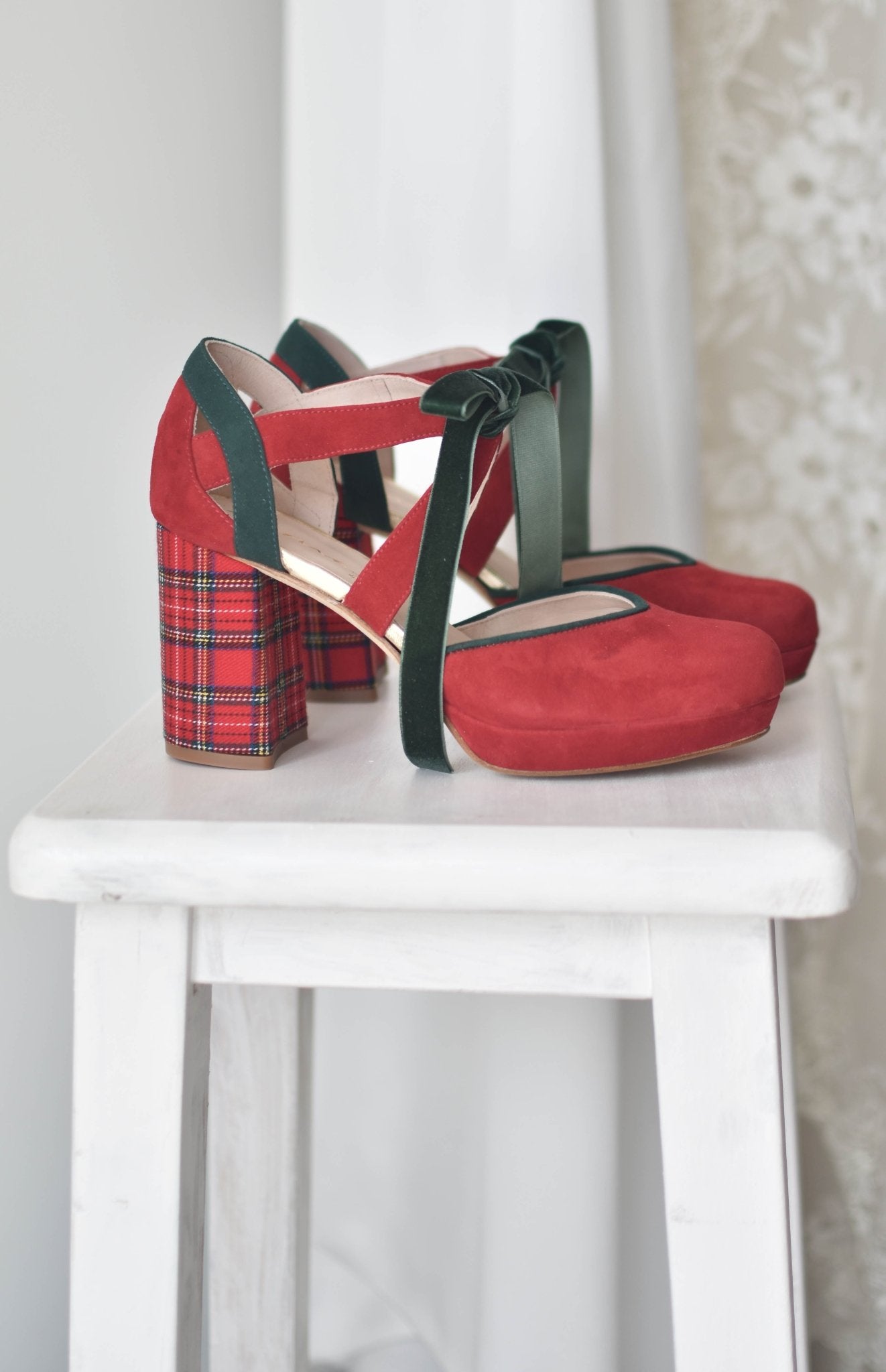 HERA cerrado rojo y verde tartar 85 - zapatos_novia