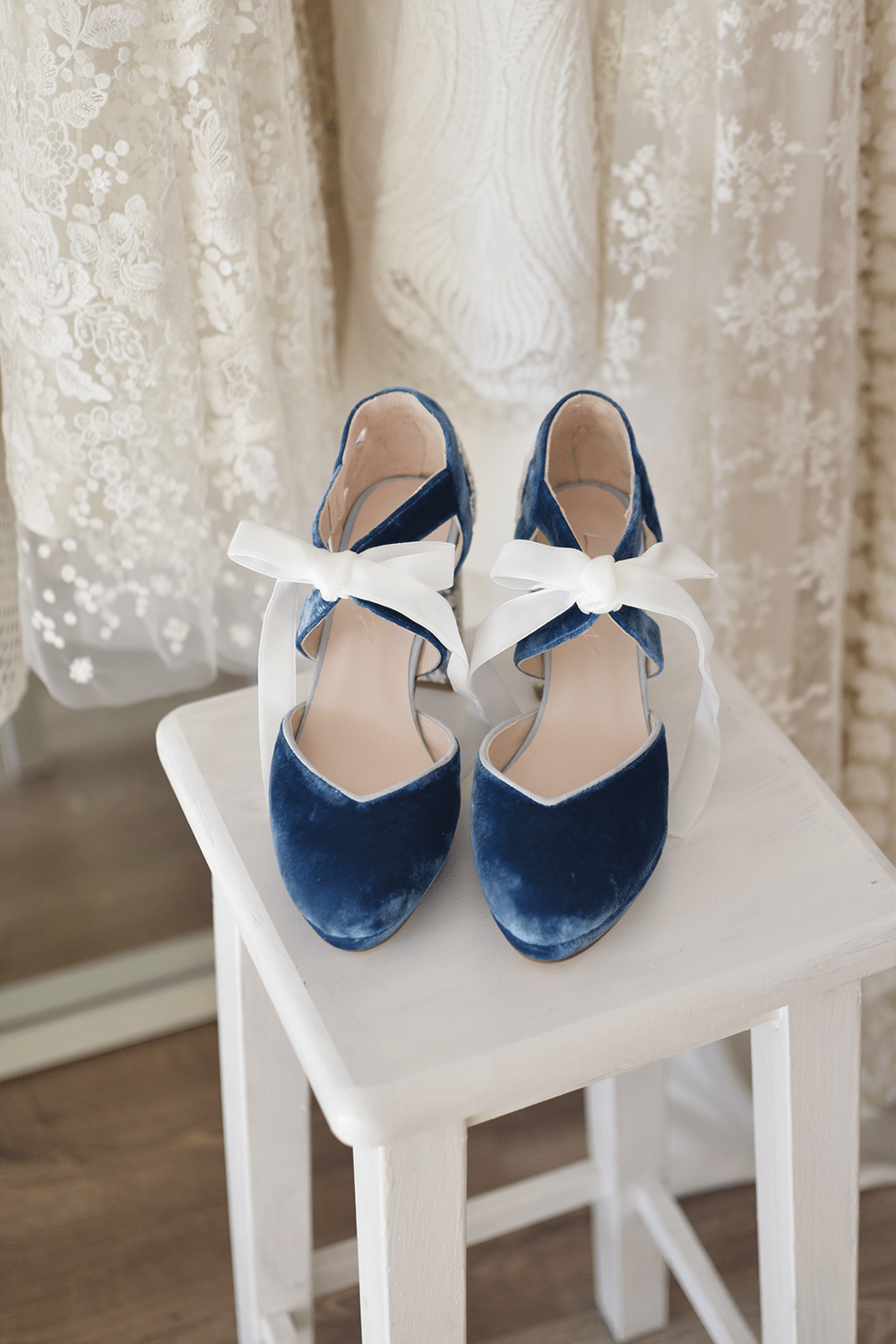 HERA cerrado velvet azul Marlin nuevo Marion 85 - zapatos_novia