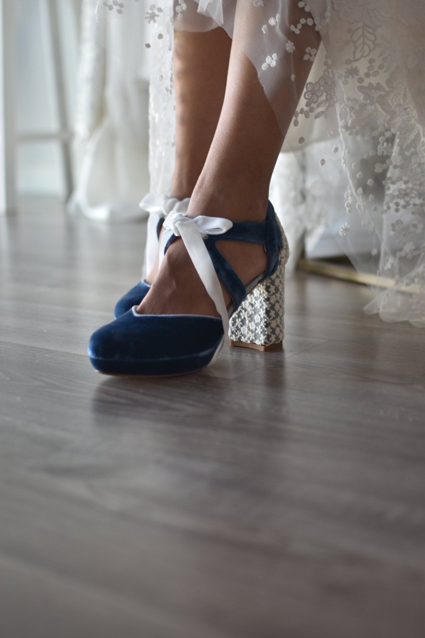 HERA cerrado velvet azul Marlin nuevo Marion 85 - zapatos_novia