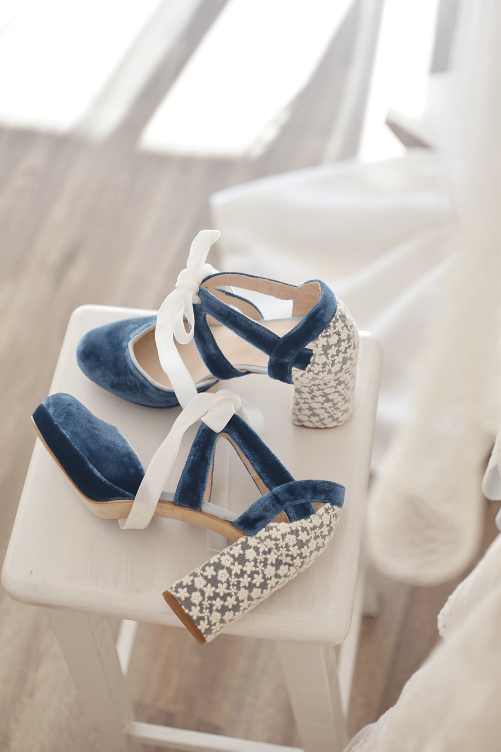 HERA cerrado velvet azul Marlin nuevo Marion 85 - zapatos_novia