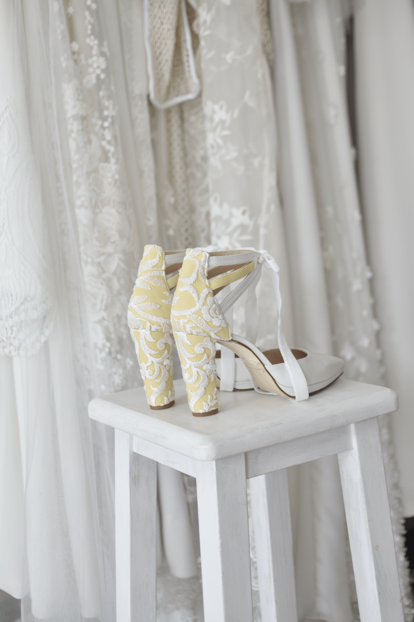 LOLA - AYLA blanco nácar amarillo 95 - zapatos_novia