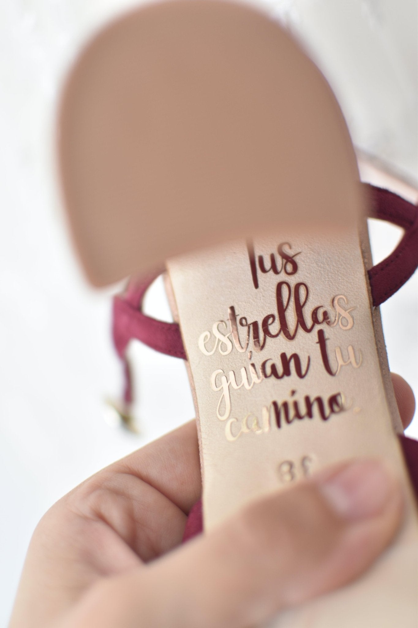 Personalización Frase - iniciales - fecha (en suela) - zapatos_novia