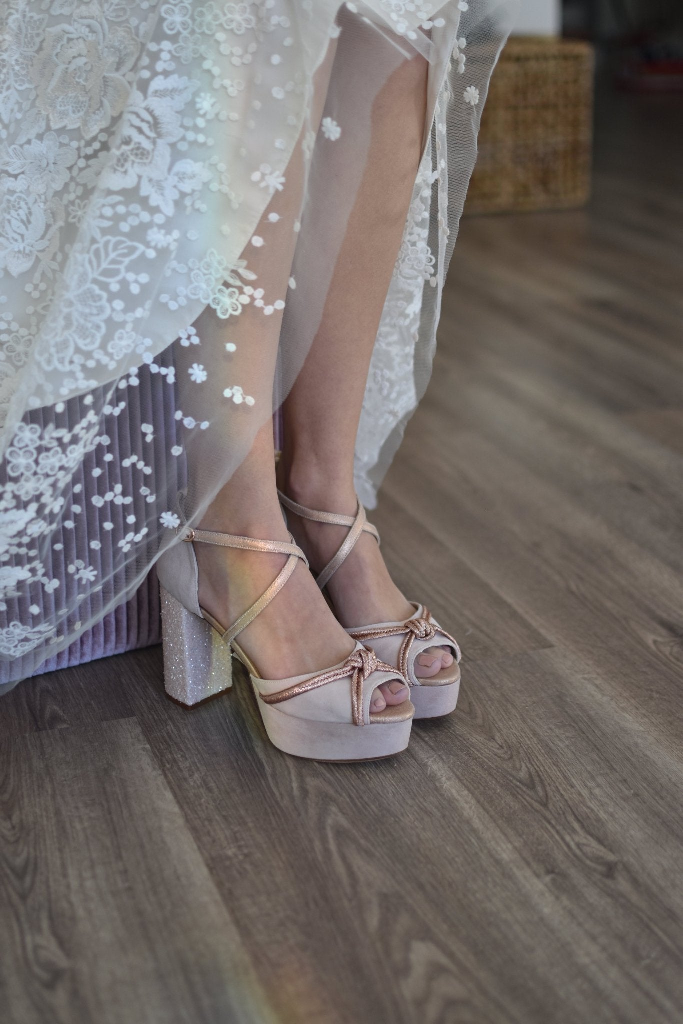 ROSALÍA abierto rosa nudos seda 11 - zapatos_novia