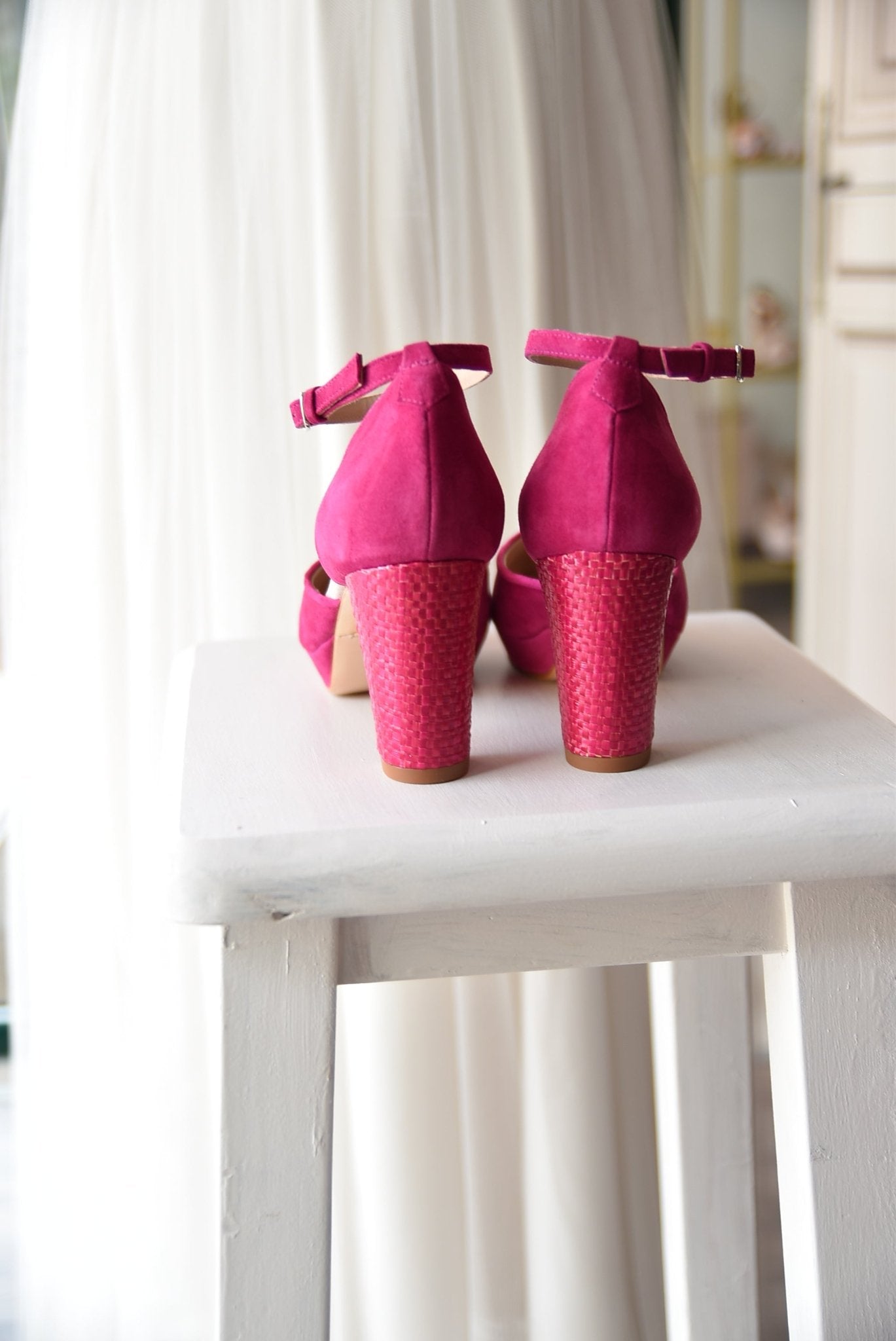 Rosalía cerrado fucsia .EN STOCK TALLA 36 - zapatos_novia
