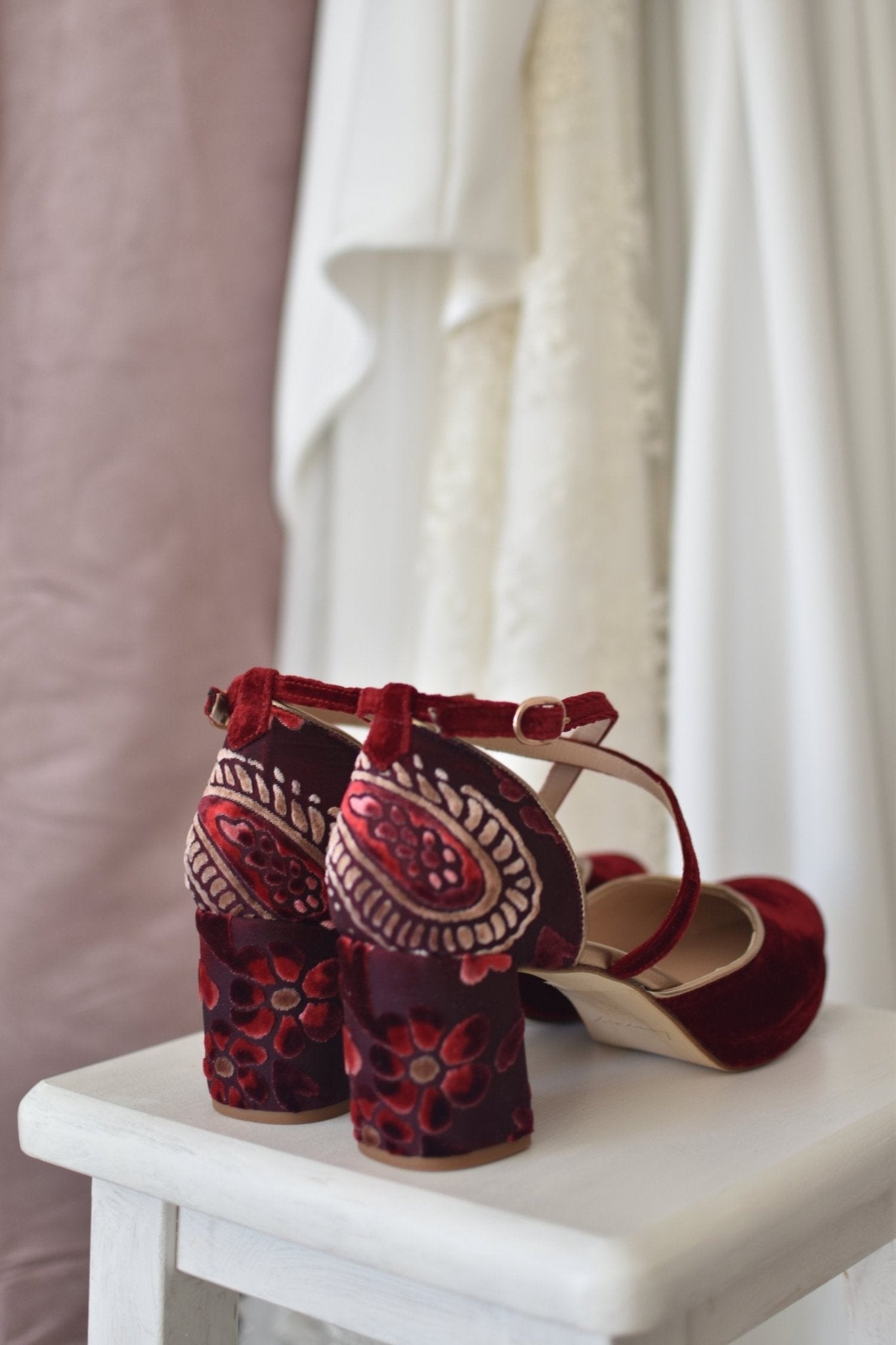 Rosalía cerrado velvet bugurdi Adamascado Cachemir midi - zapatos_novia