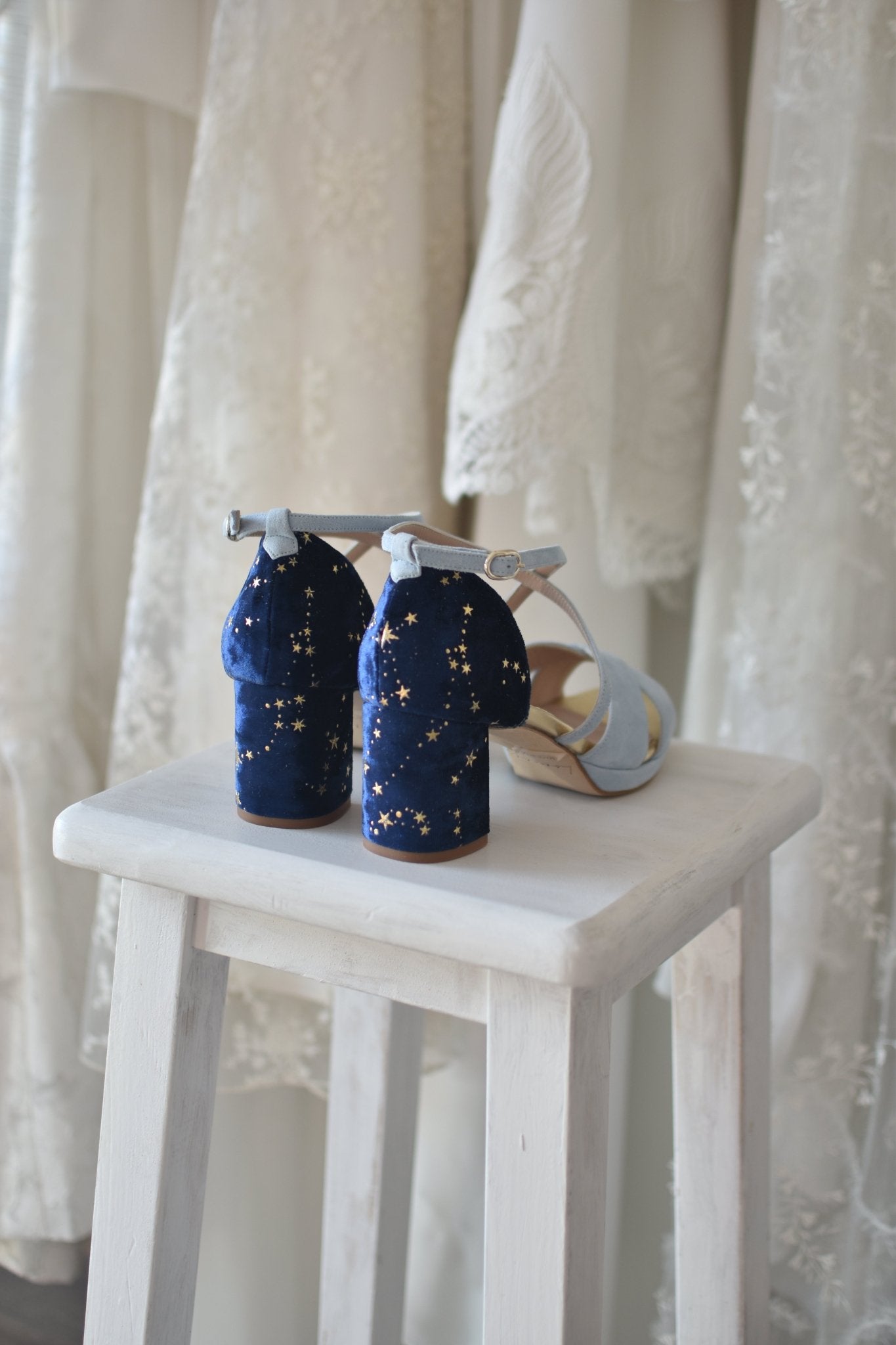 Sakura celeste Mil y una noches Constelación midi - zapatos_novia