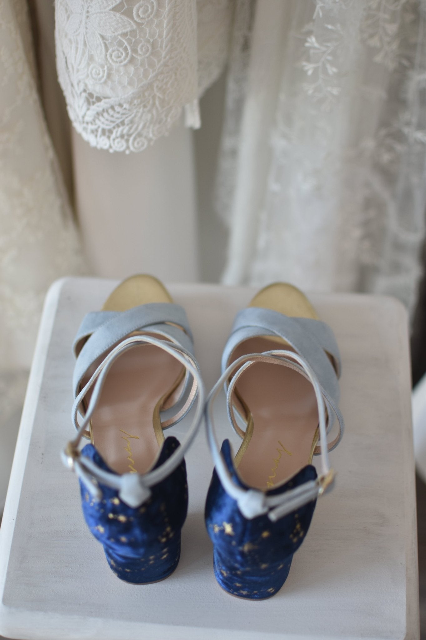 Sakura celeste Mil y una noches Constelación midi - zapatos_novia