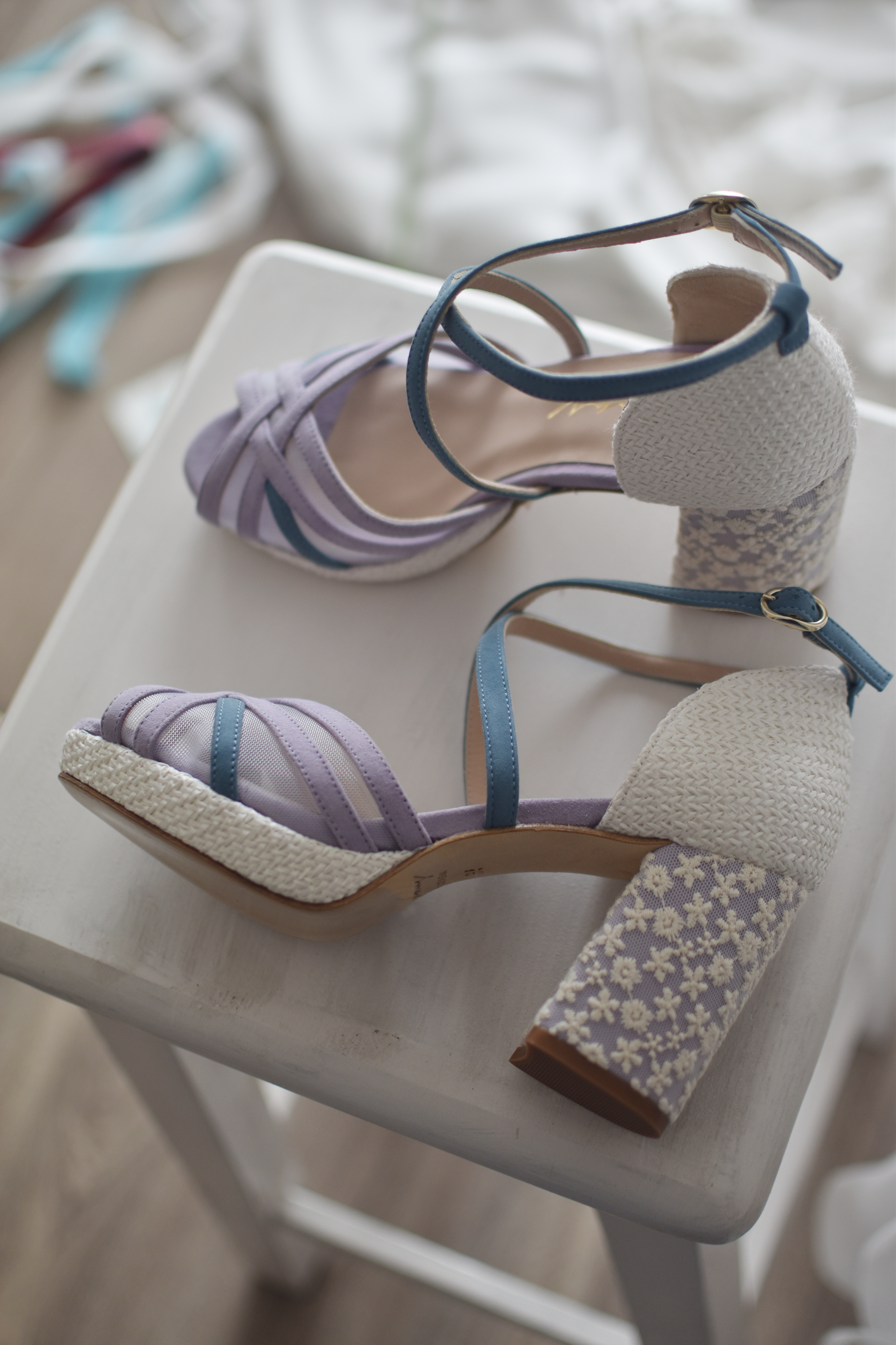 ANTONELLA lavanda azul marion nuevo y rafia 85