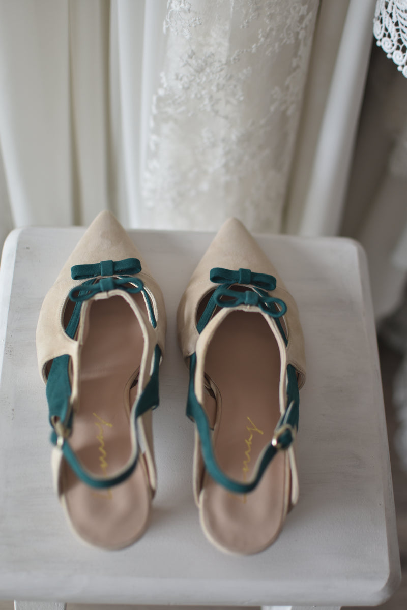 LOLA-Emalina beige y verde tacón 3cm