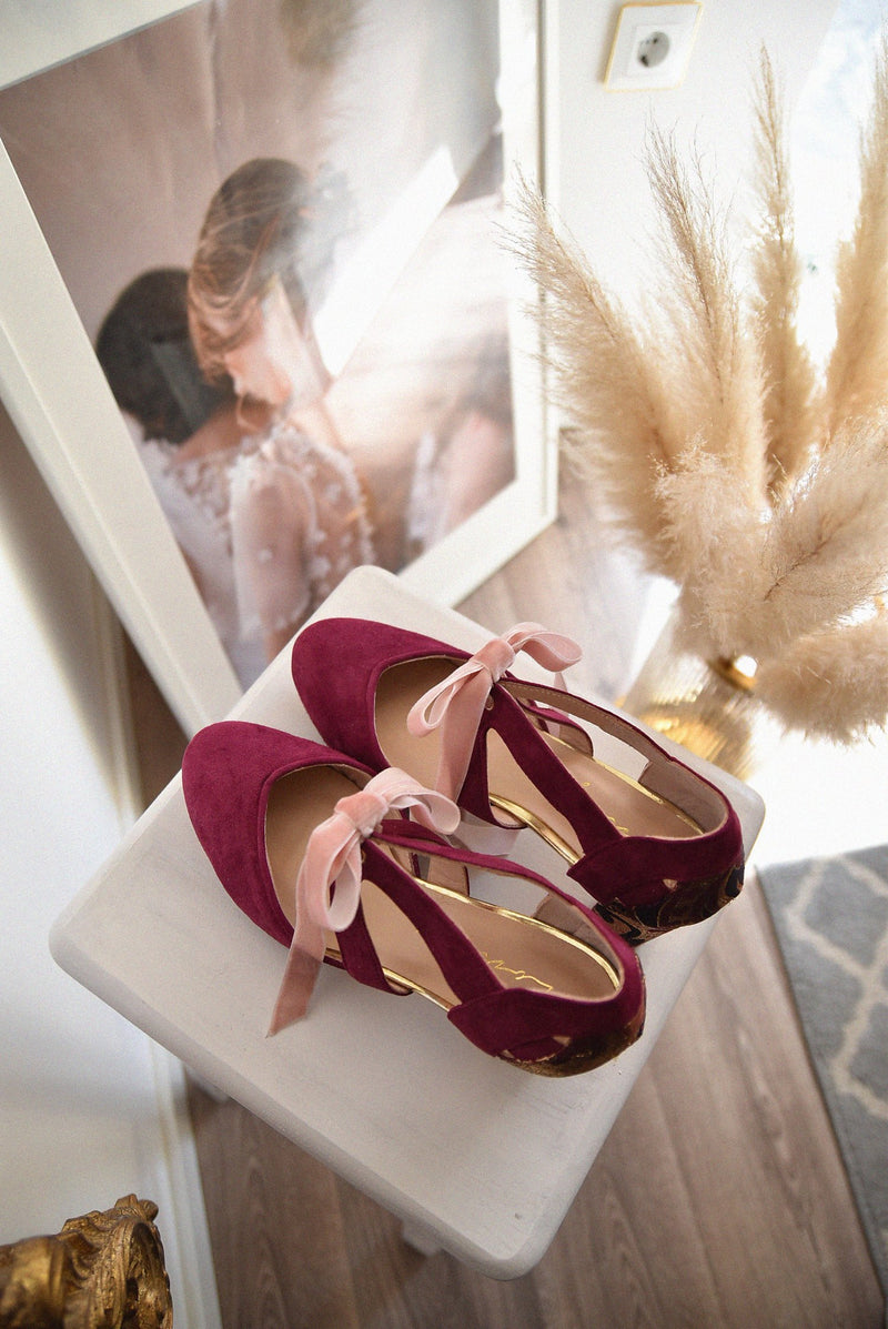 Hera closed Burgundy brocade Versailles heel 8.5cm