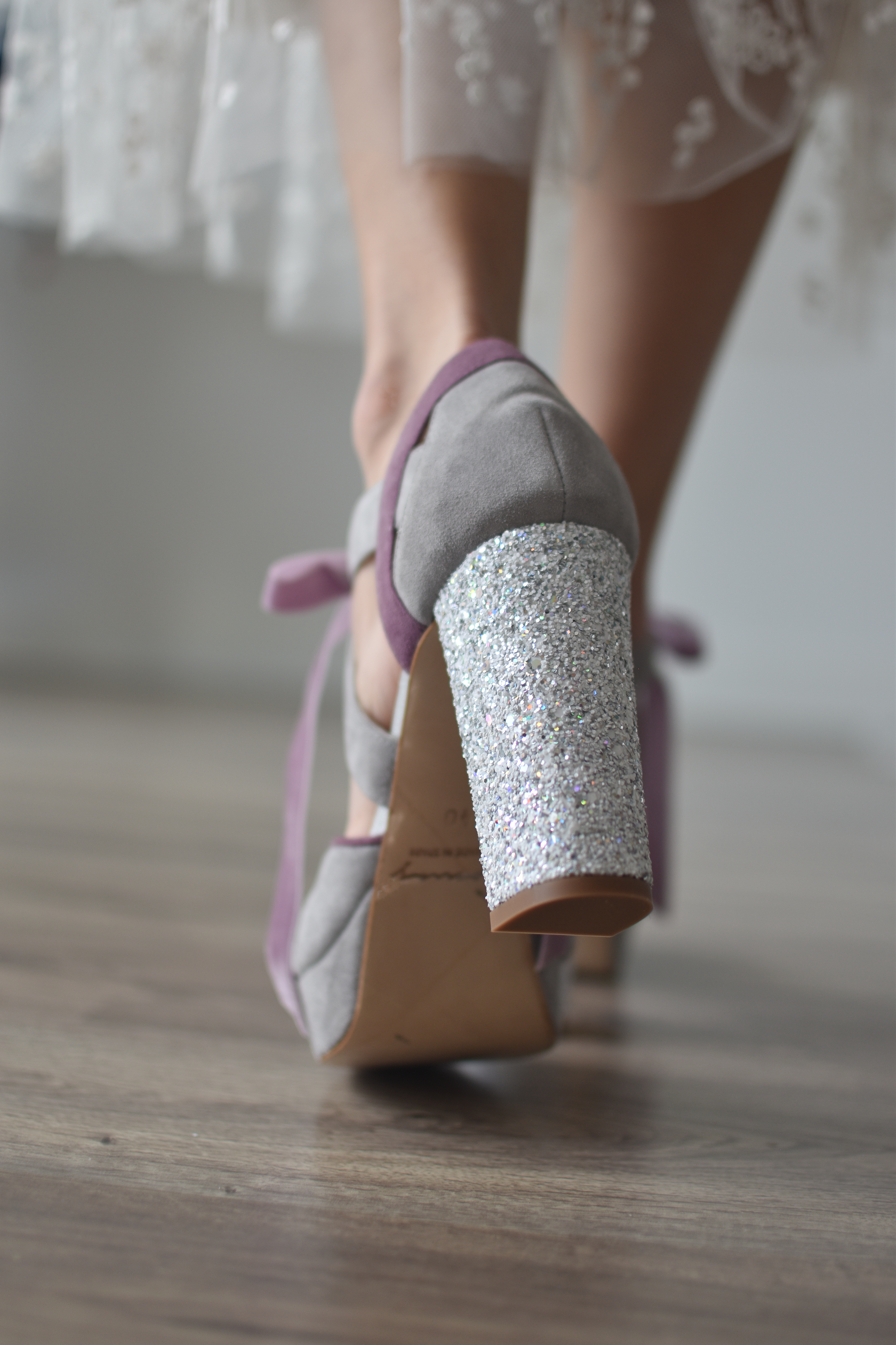 HERA cerrado gris perlas glitter blanco plata 95